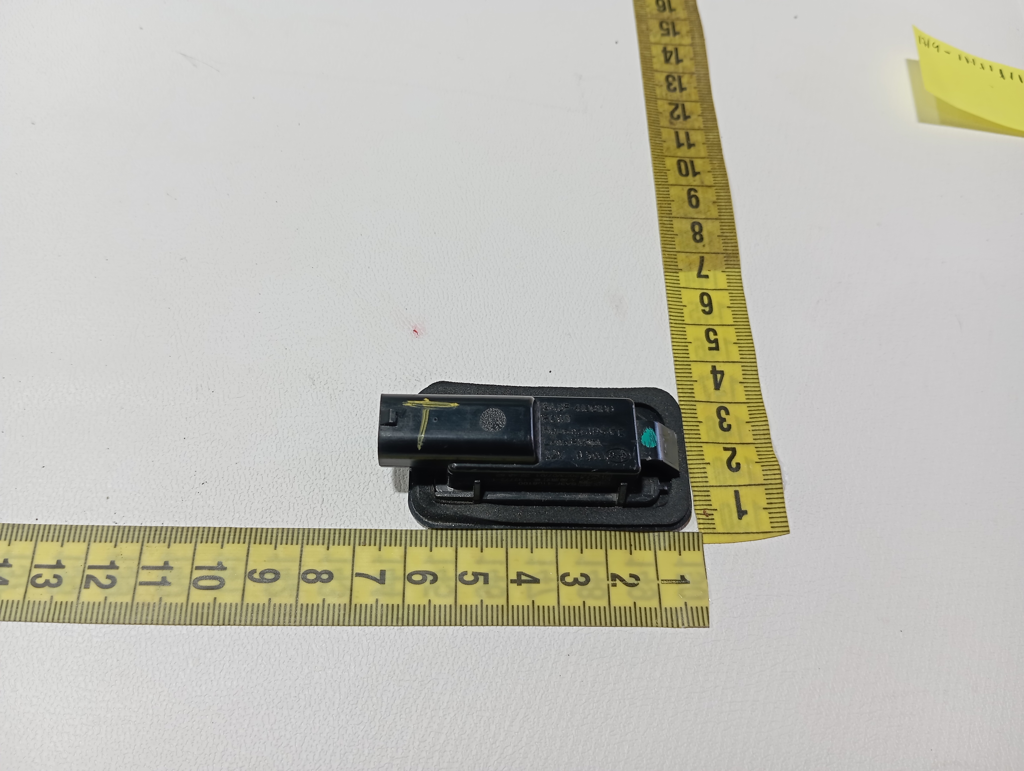 Luz placa traseira BYD YUAN PLUS 2025 9