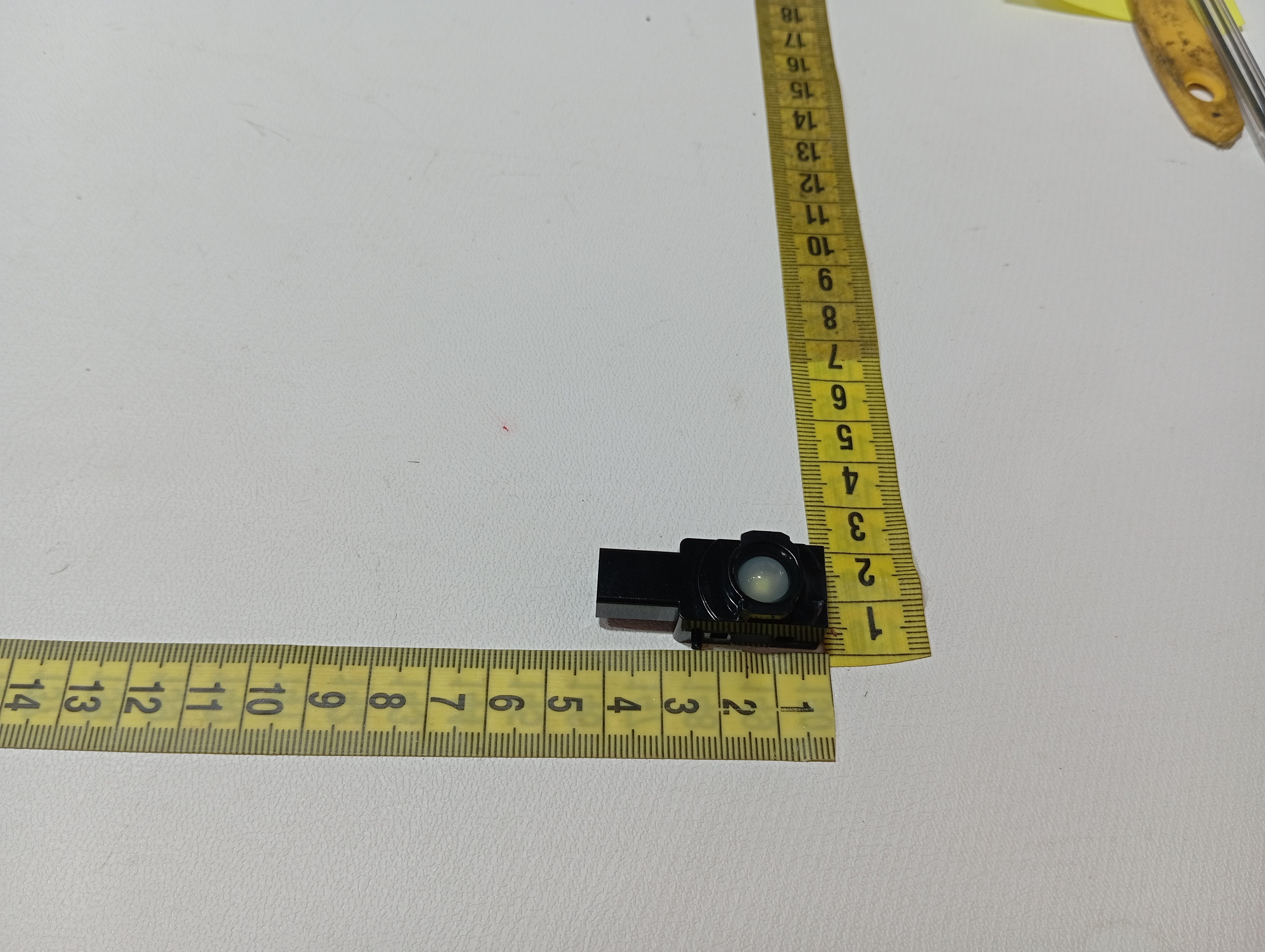Luz Console Byd Yuan Plus 2025 Preto 9