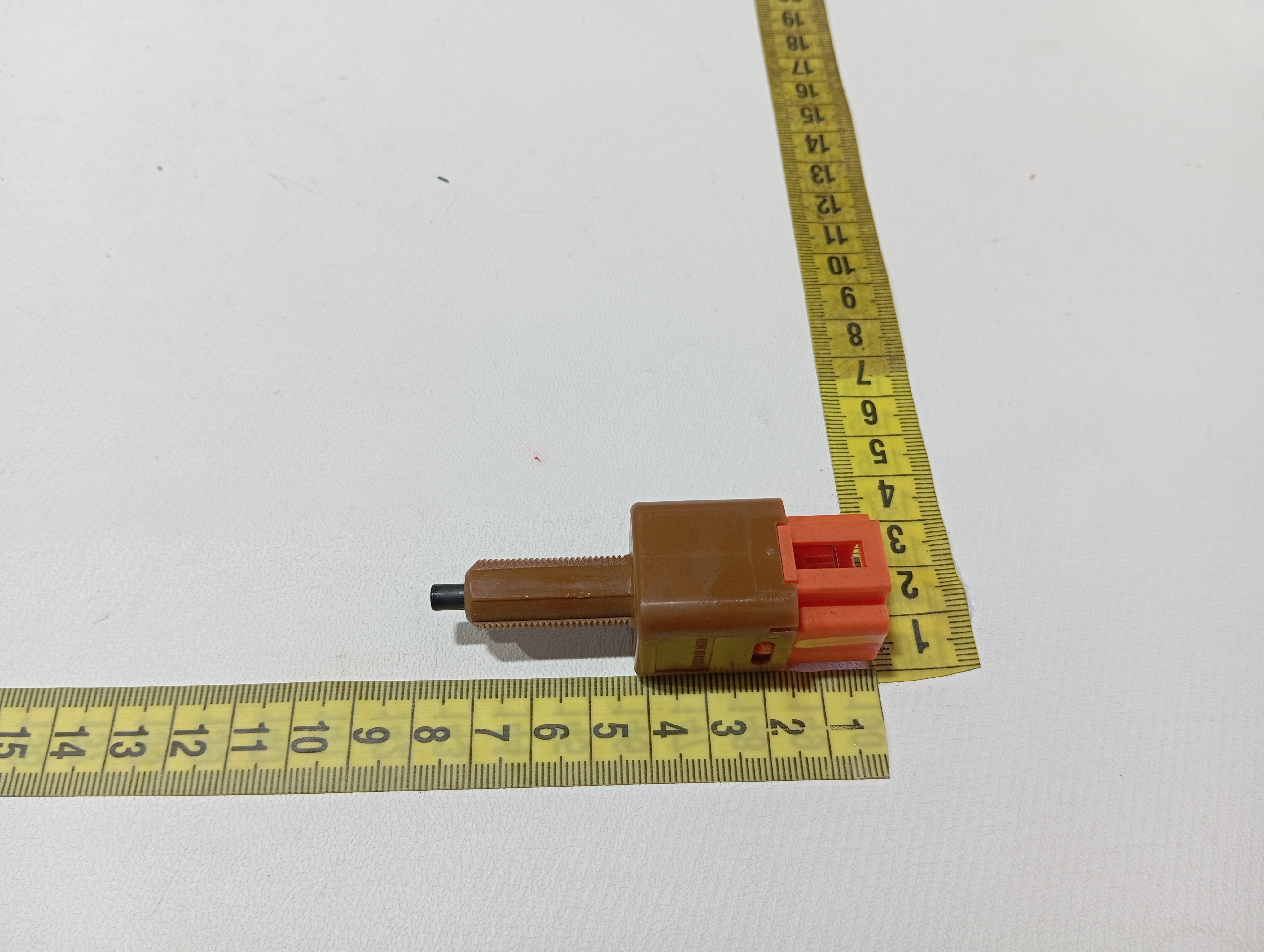 Sensor interruptor freio BYD YUAN PLUS 2025 7