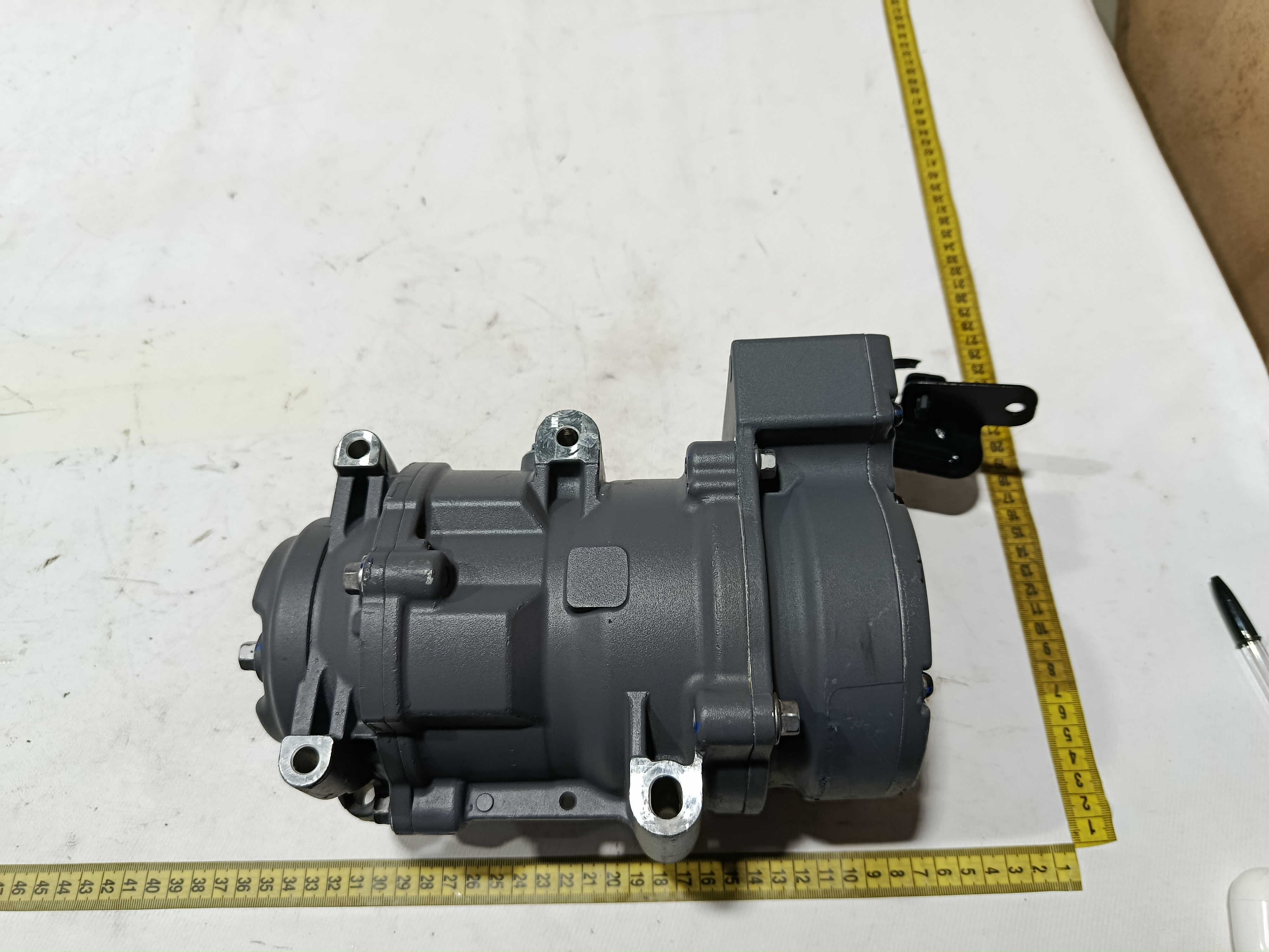 Compressor ar condicionado BYD YUAN PLUS 2025 8