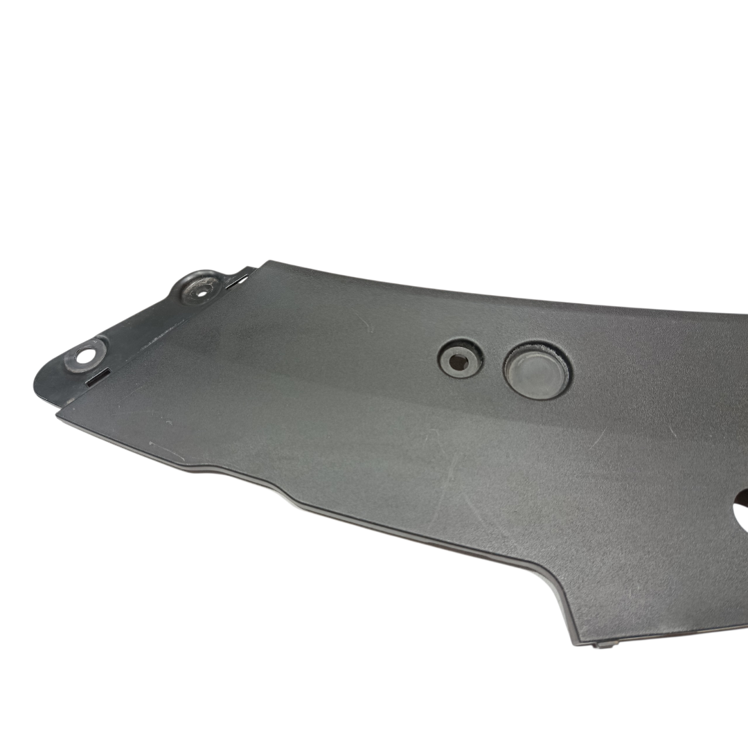 Moldura Esquerdo painel frontal Byd yuan plus 2025 4