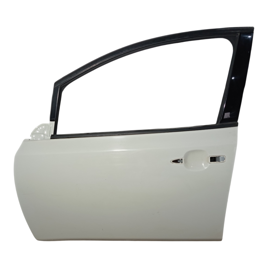 Porta Dianteira Esquerda Motorista Nissan Leaf 2019 A 2024