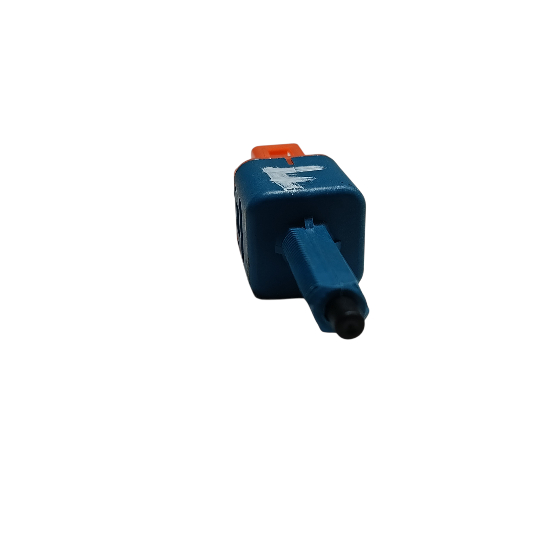 interruptor sensor pedal freio Byd king gs 2025 5