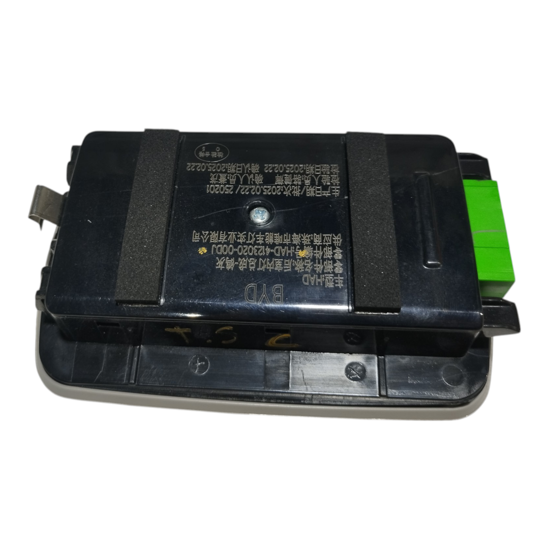 luz cortesia traseira Byd king gs 2025 9