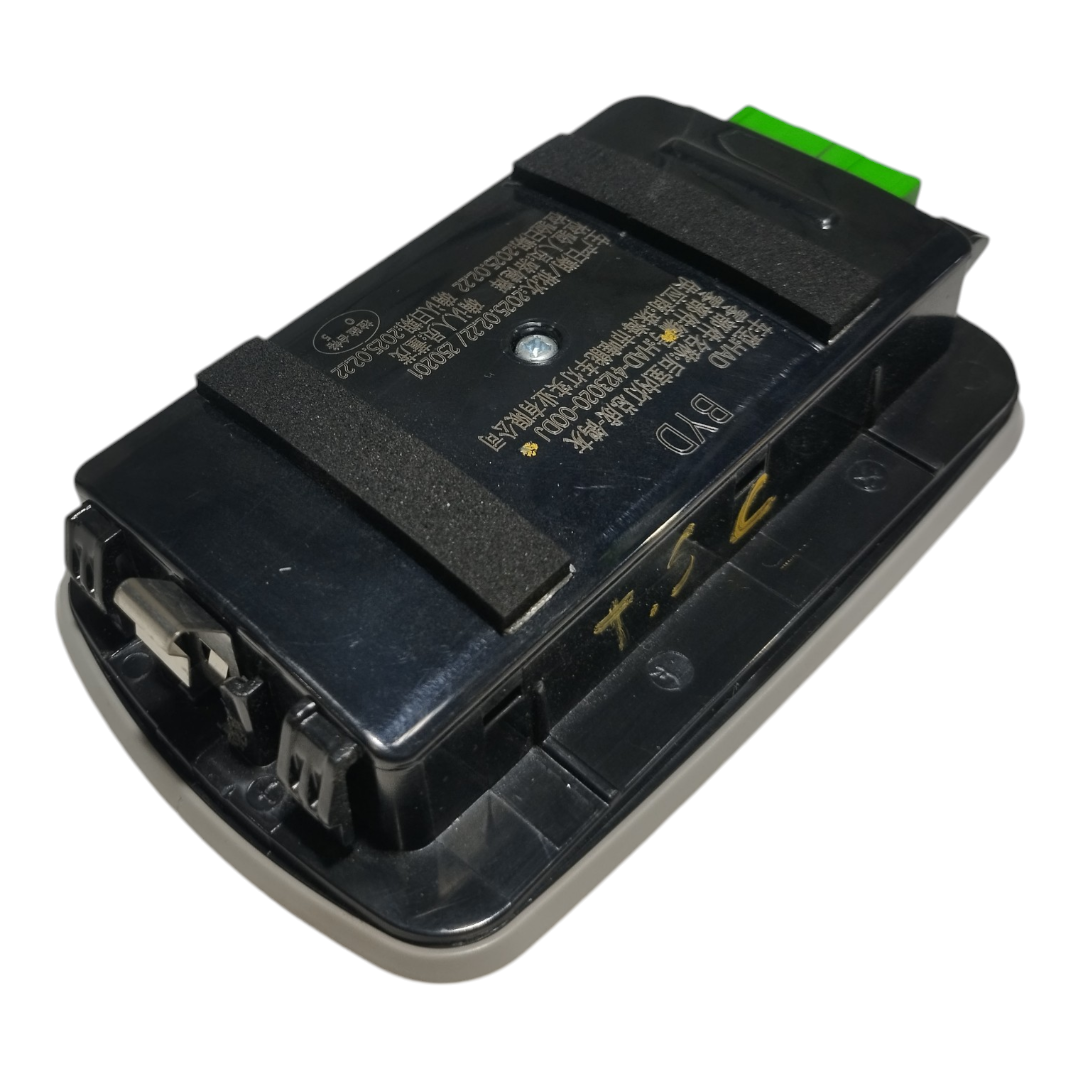 luz cortesia traseira Byd king gs 2025 8