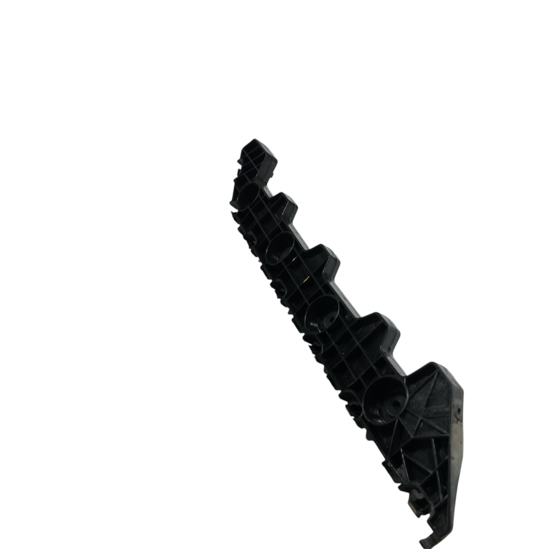 suporte esquerdo parachoque traseiro Byd king gs 2025 3