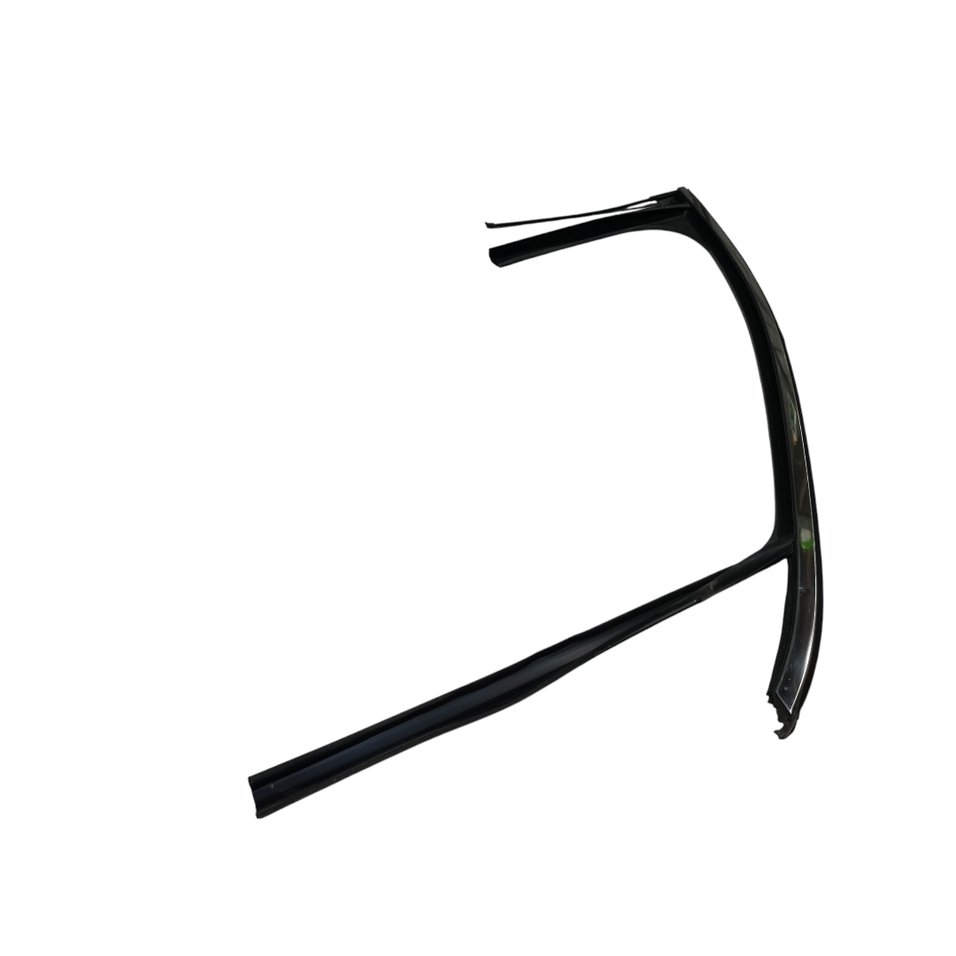 moldura vidro porta dianteira direita Byd king gs 2025 9