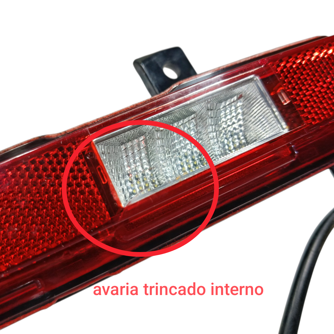 lanterna direita parachoque traseiro Byd king gs 2025 8