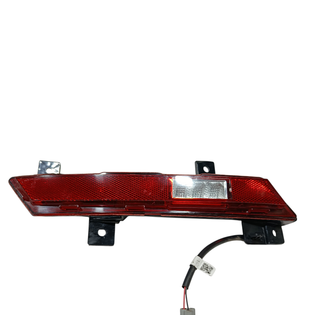 lanterna direita parachoque traseiro Byd king gs 2025 1