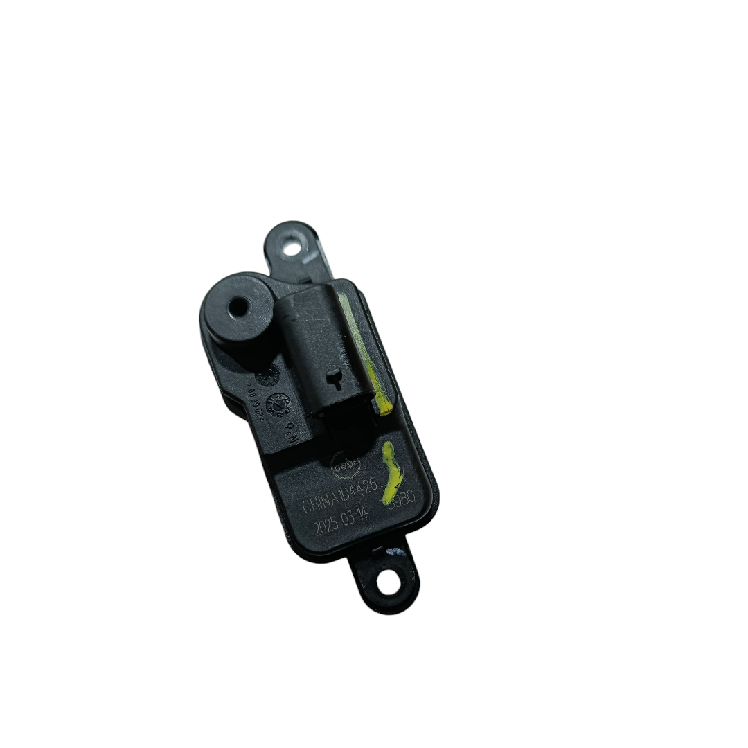 Trava portinhola carregamento bateria BYD KING GS 1.5 2025 3