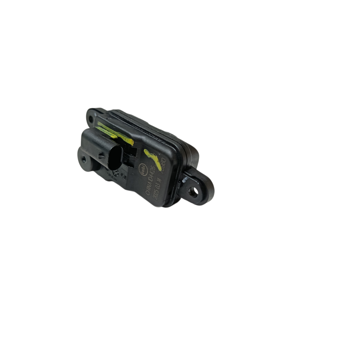 Trava portinhola carregamento bateria BYD KING GS 1.5 2025 2