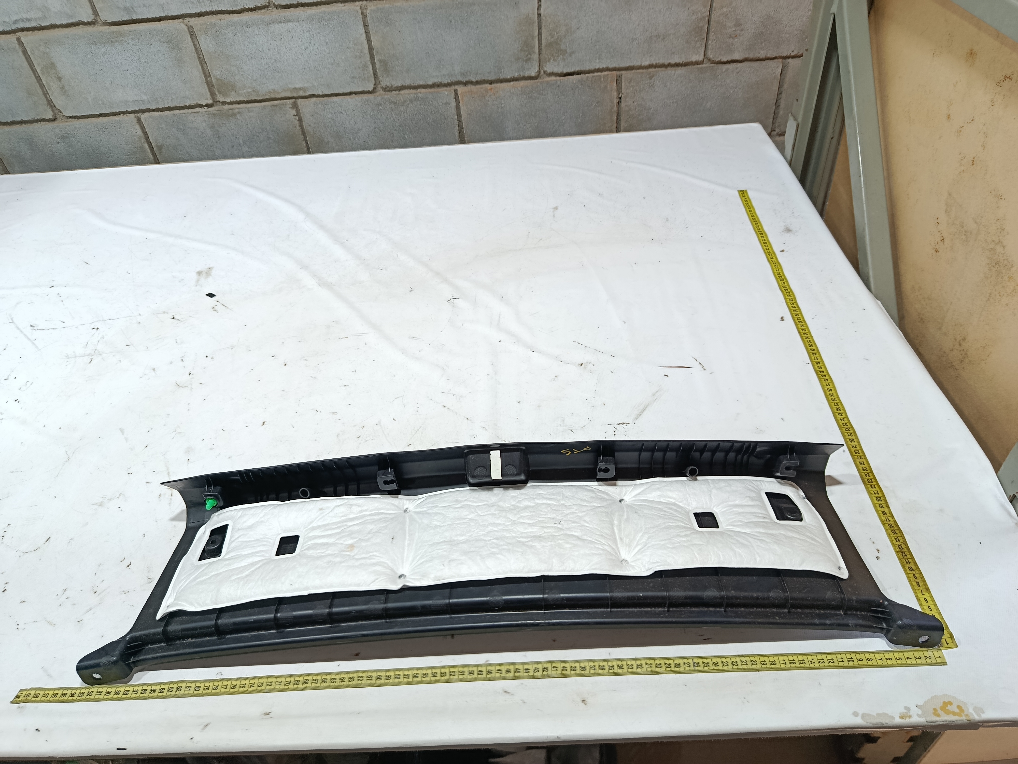 Acabamento tampa traseira BYD KING GS 1.5 2025 10