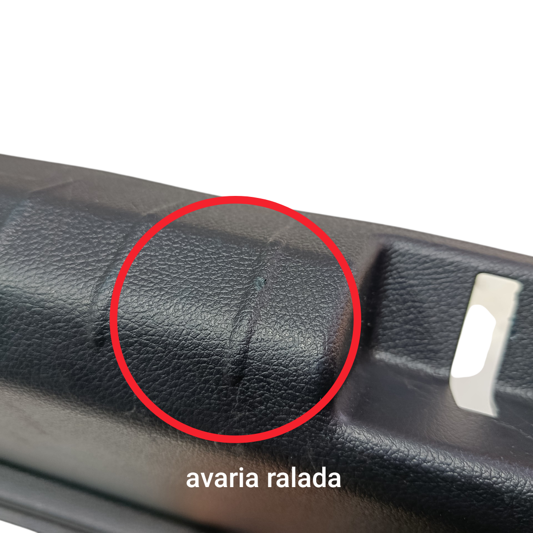 Acabamento tampa traseira BYD KING GS 1.5 2025 9
