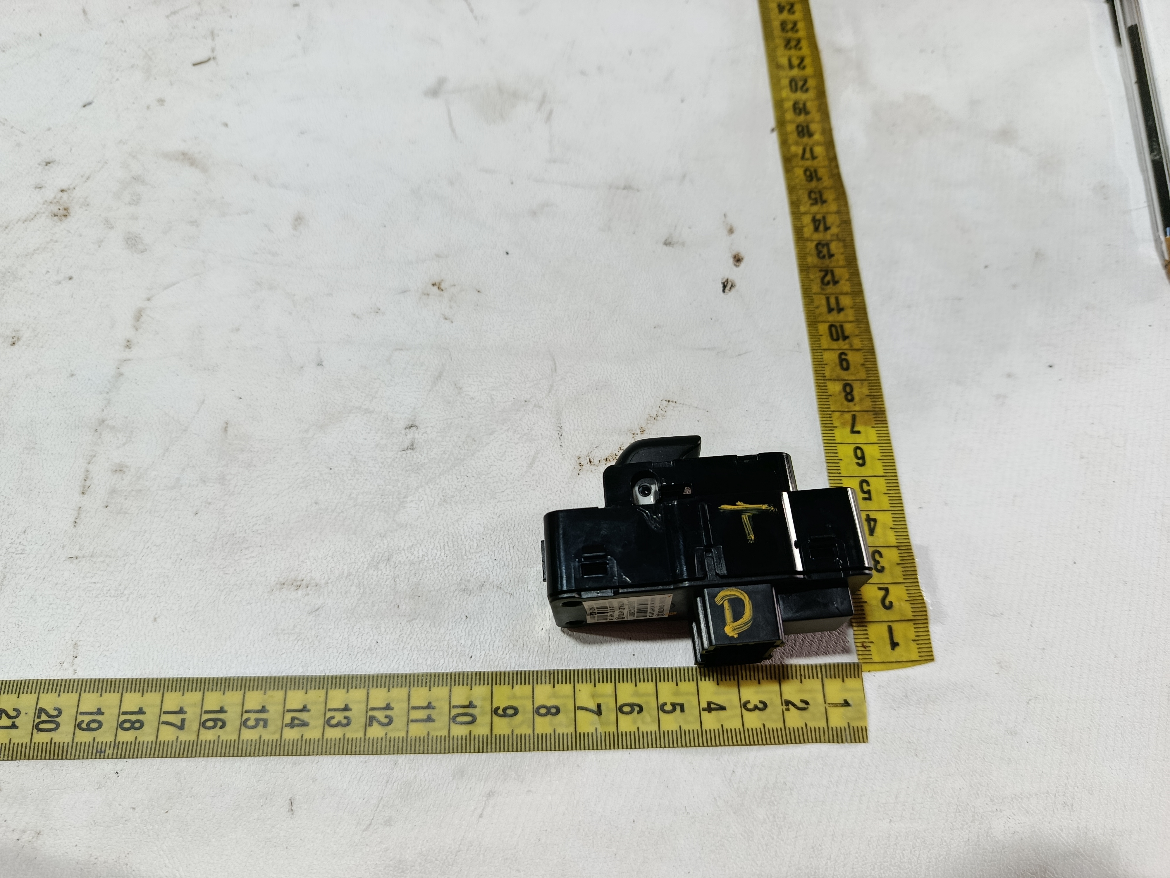 botão vidro porta traseira direita Byd king gs 2025 8