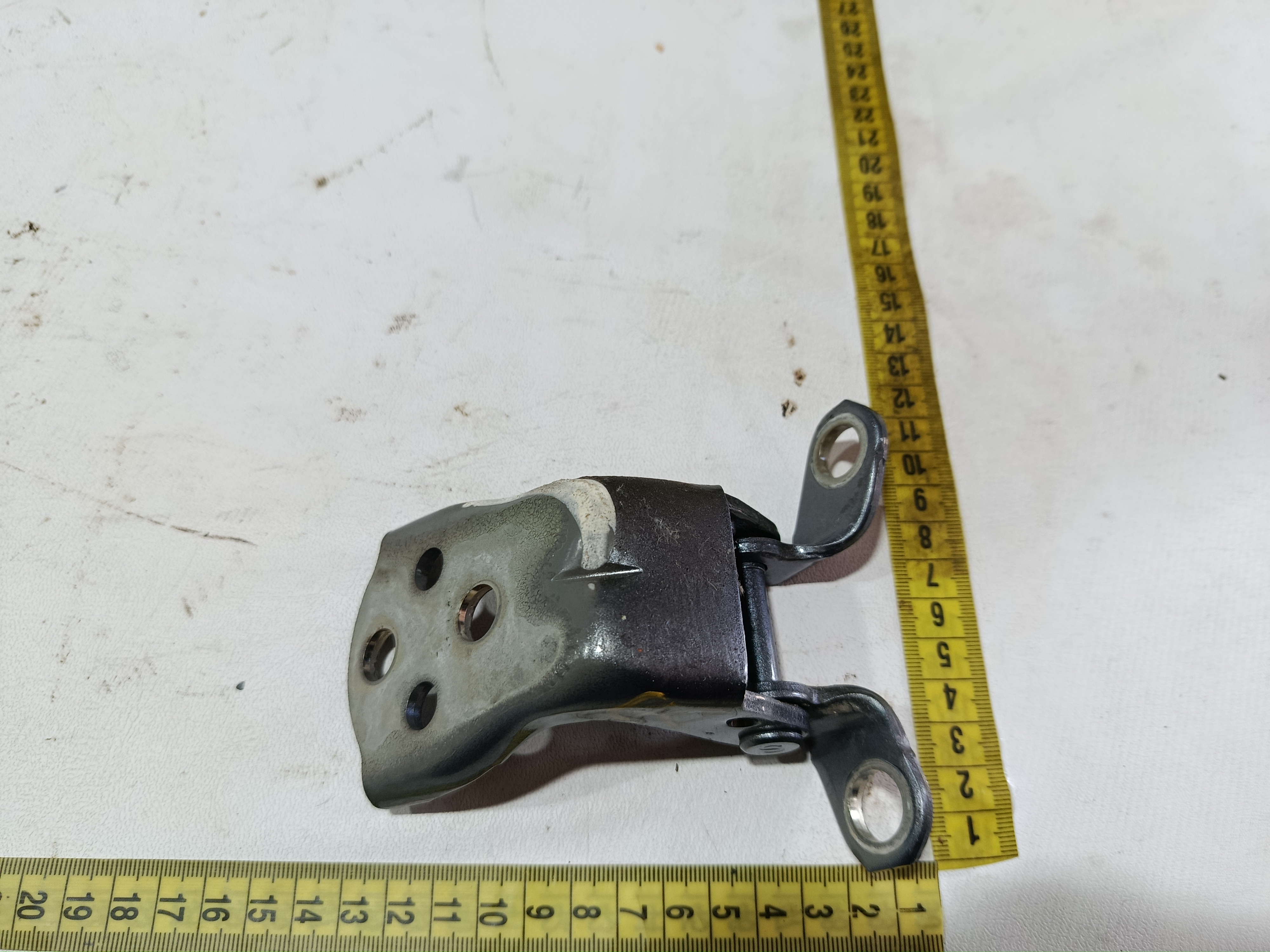 dobradiça porta dianteira direita Byd king gs 2025 6