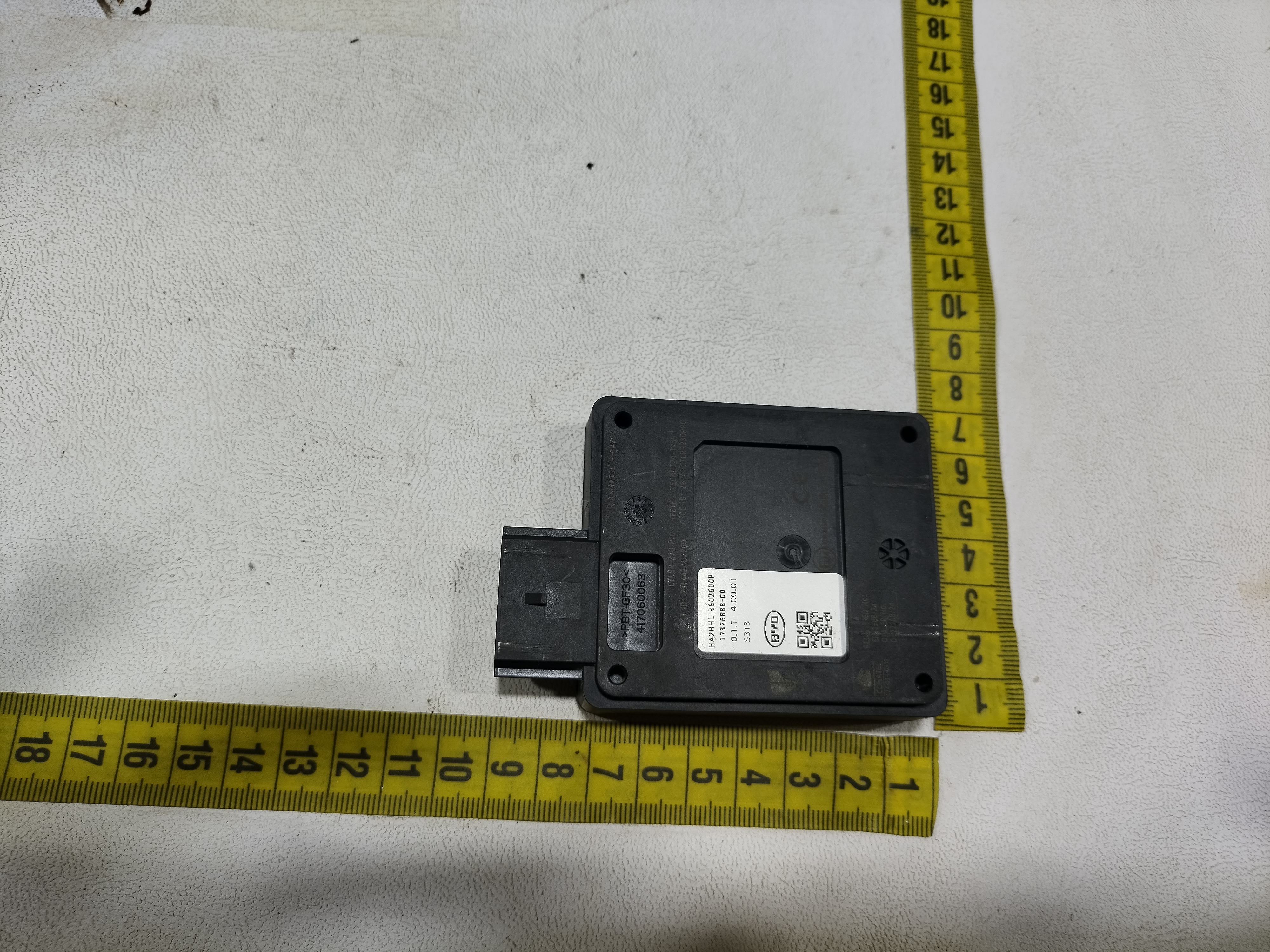 Módulo Sensor Radar Frontal Byd King Gs 1.5 2025 8