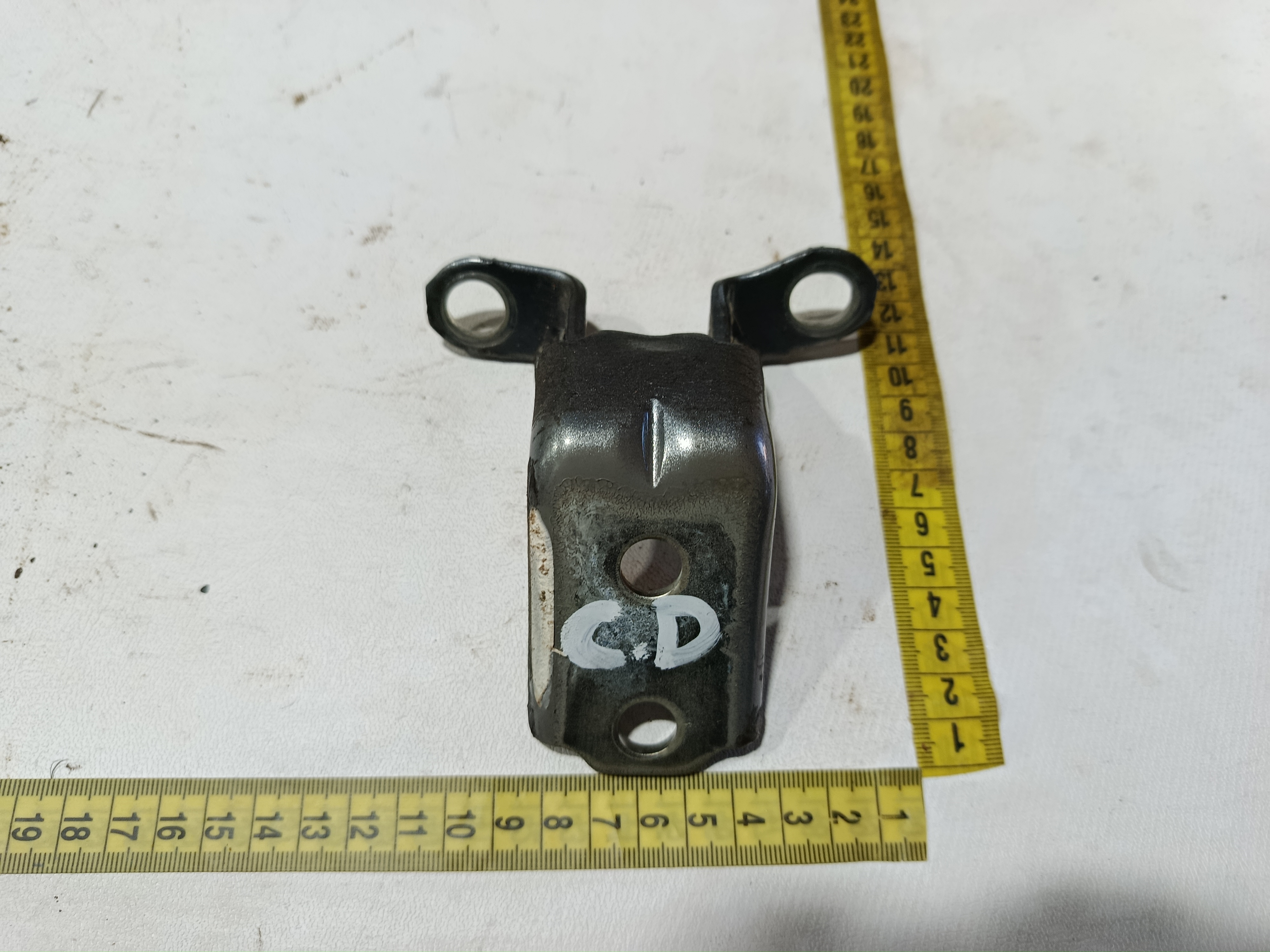 dobradiça porta traseira direita BYD KING GS 1.5 2025 6