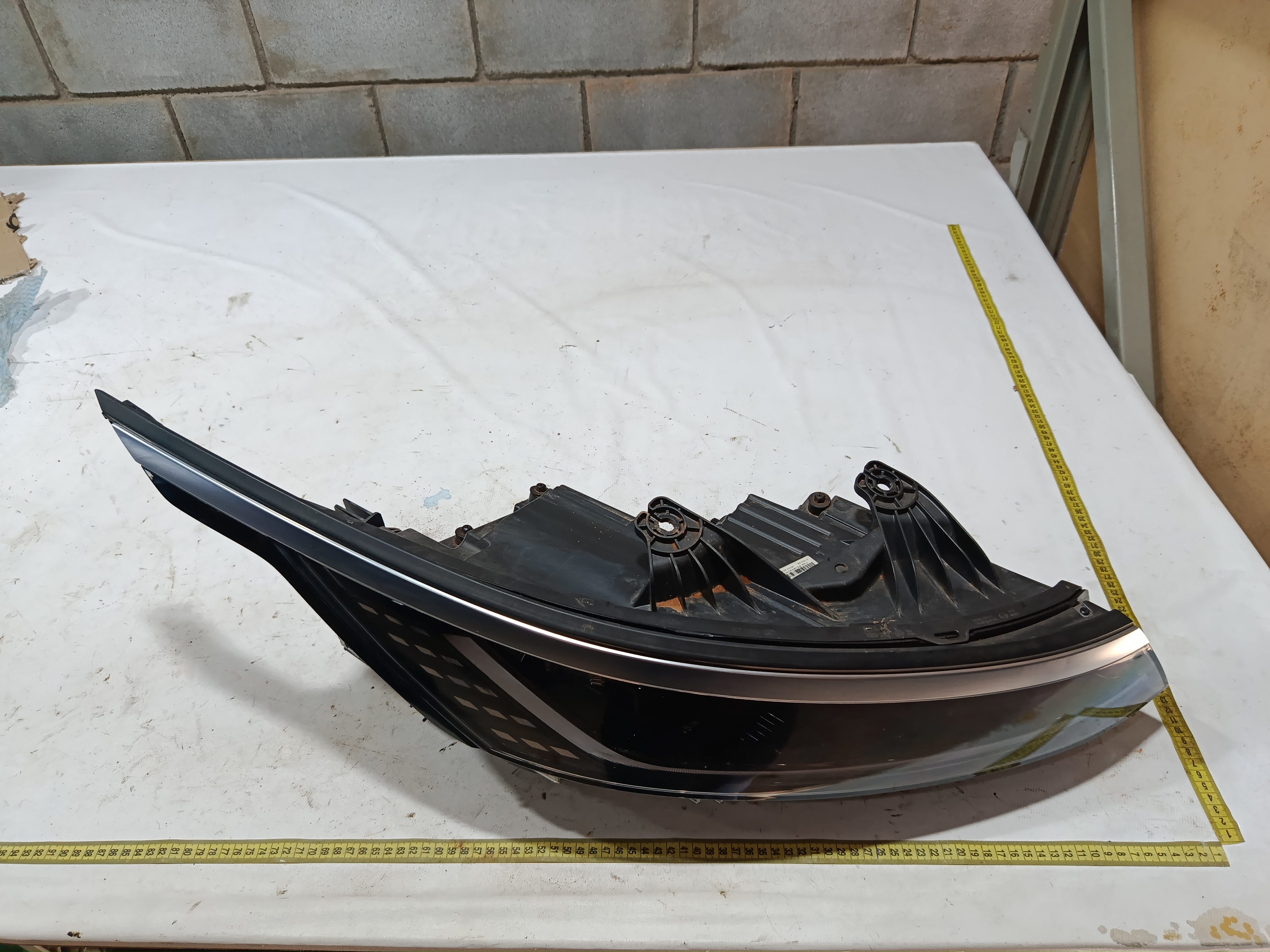 farol direito BYD KING GS 1.5 2025 9
