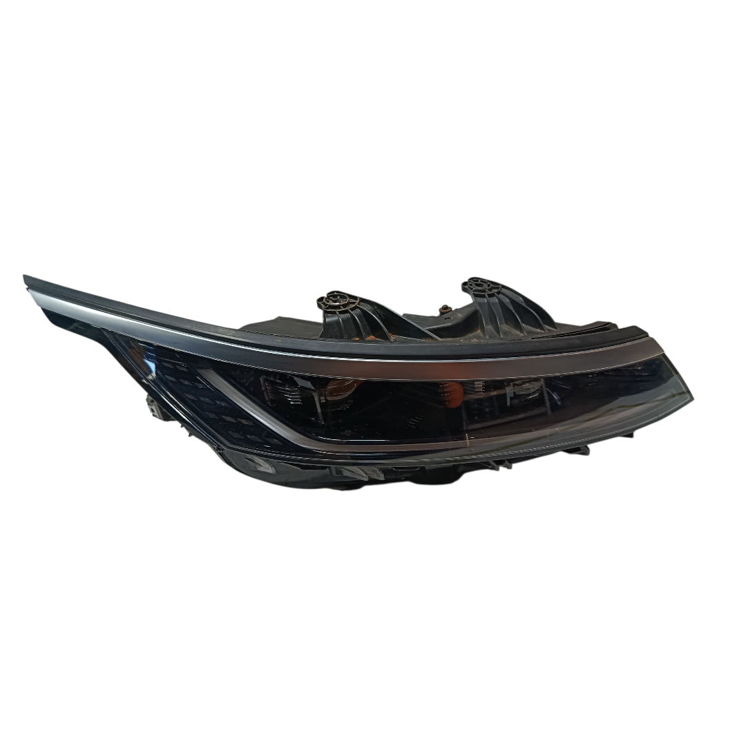 farol direito BYD KING GS 1.5 2025 10