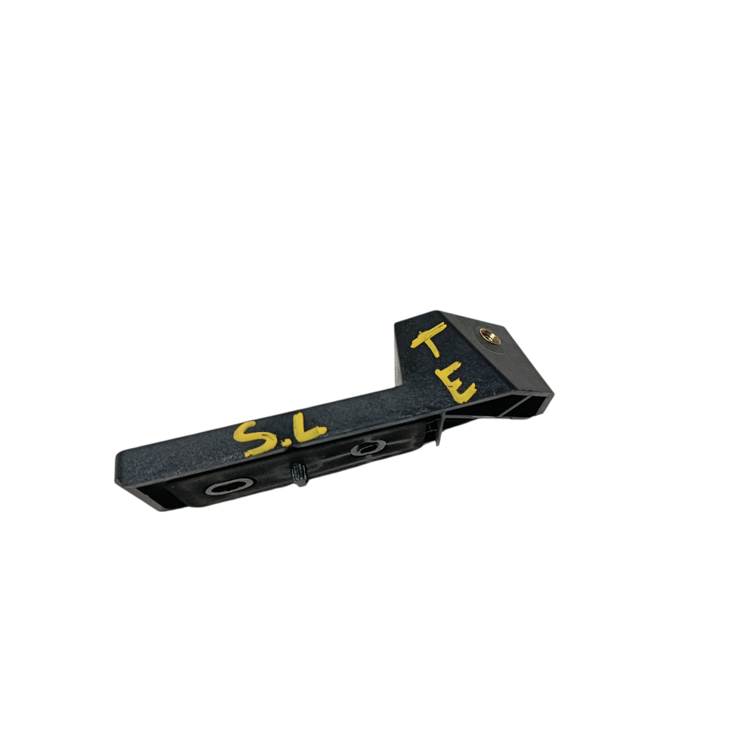 suporte lanterna Esquerda BYD KING GS 1.5 2025 4
