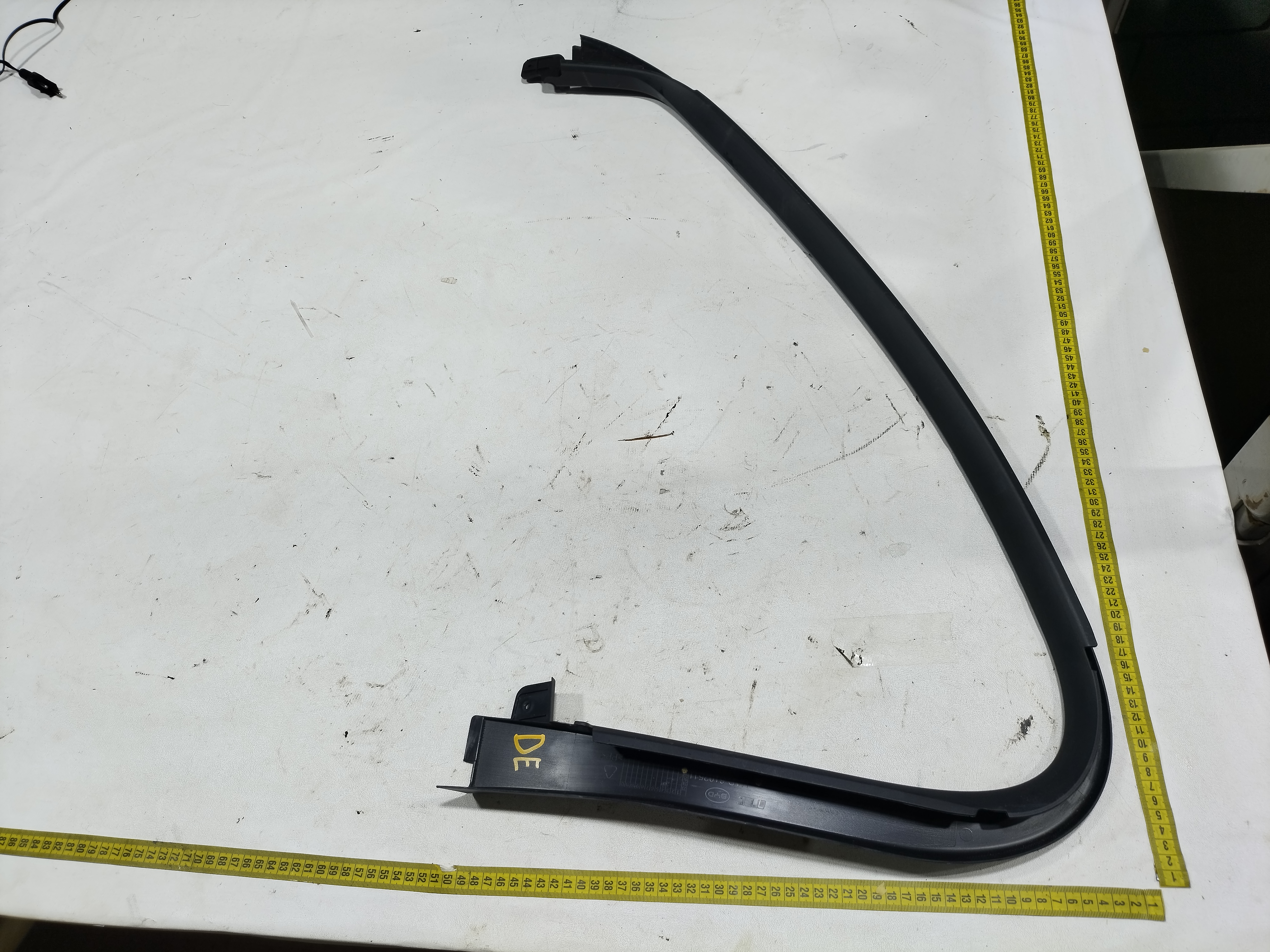 acabamento porta dianteira Esquerda BYD KING GS 1.5 2025 7