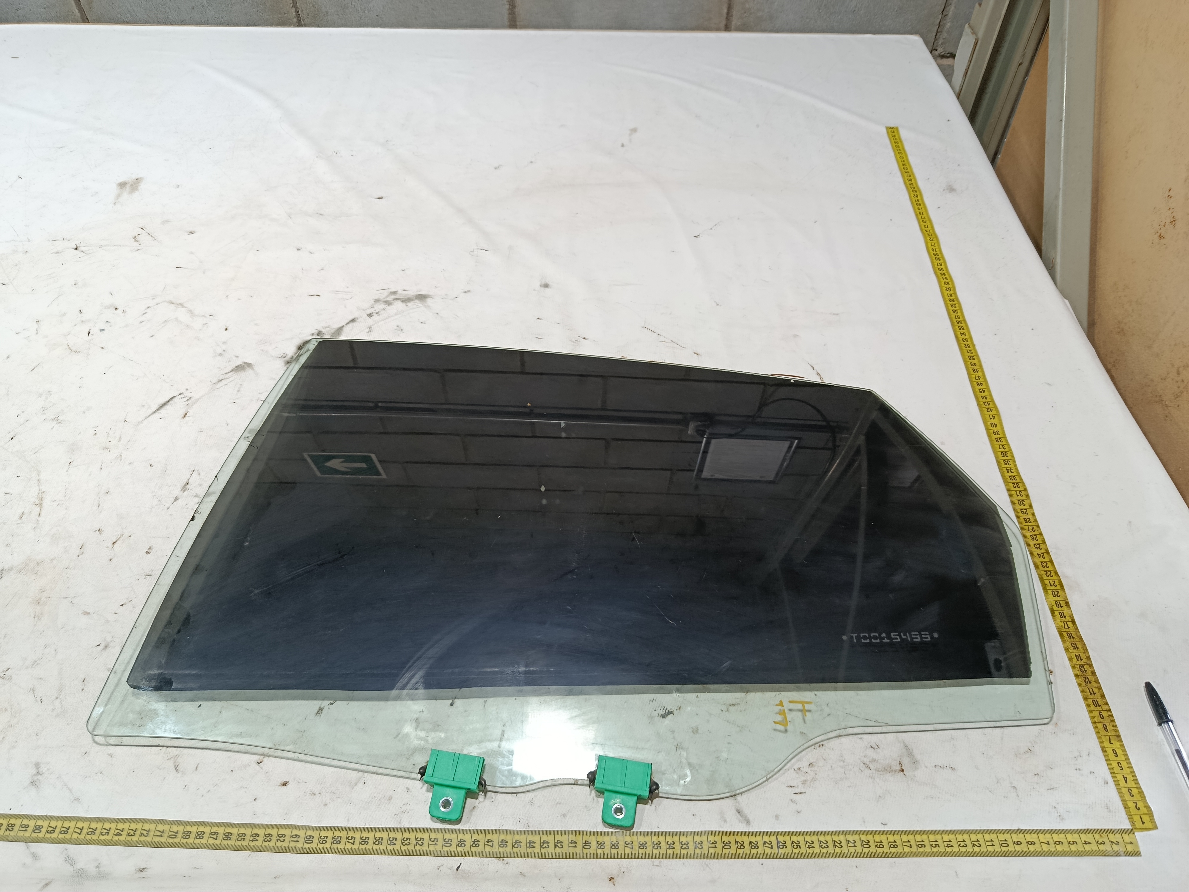 vidro porta traseira Esquerda BYD KING GS 1.5 2025 7