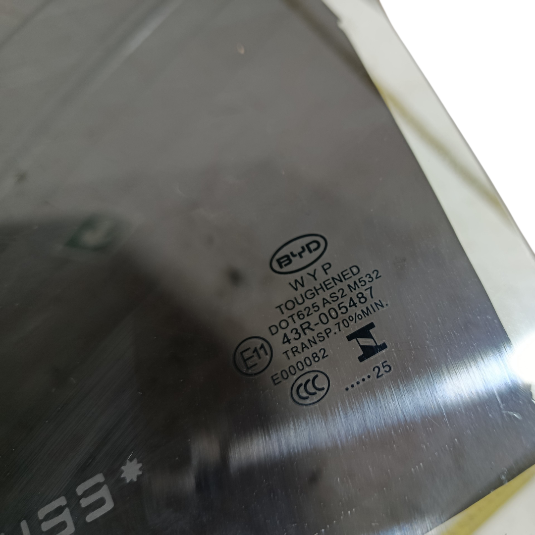 vidro porta traseira Esquerda BYD KING GS 1.5 2025 5