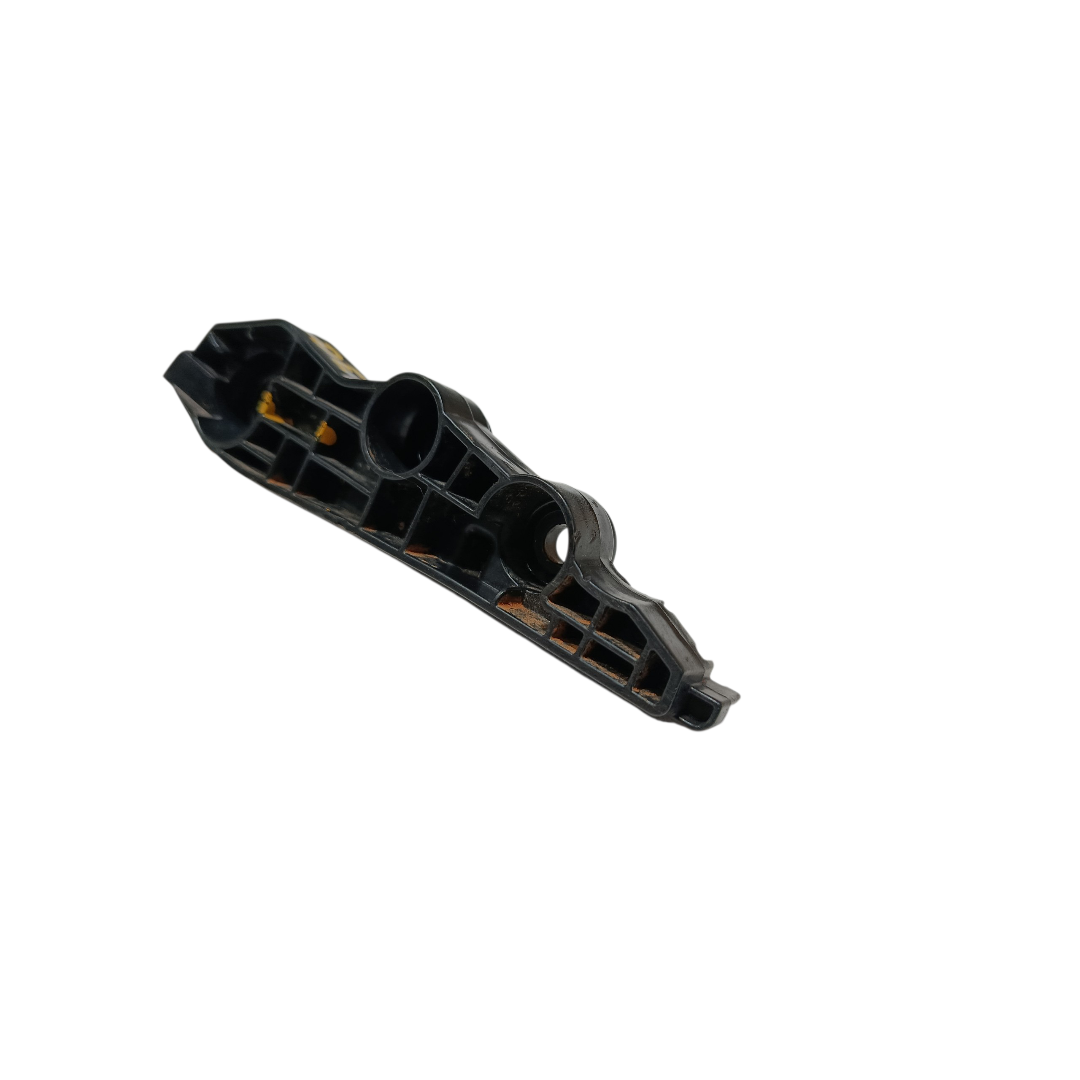 suporte esquerdo parachoque dianteiro Byd king gs 2025 2