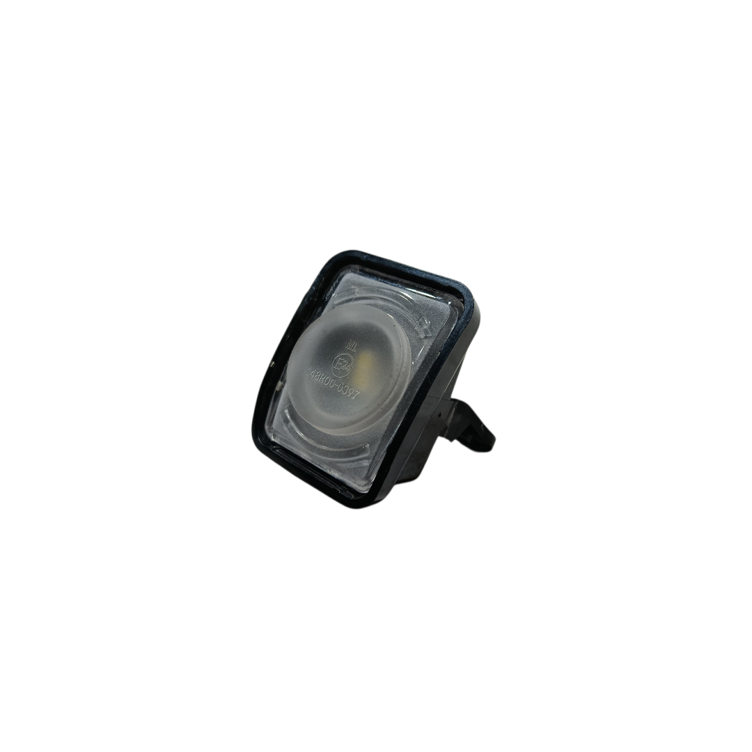 luz cortesia retrovisor direito Byd king gs 2025 4