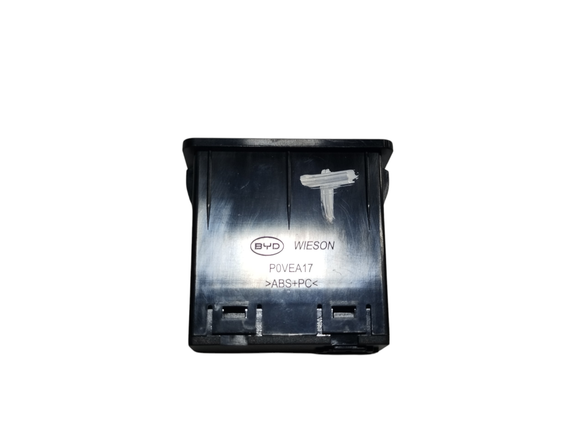 Tomada entrada USB USBC traseiro Byd king gs 2025 3