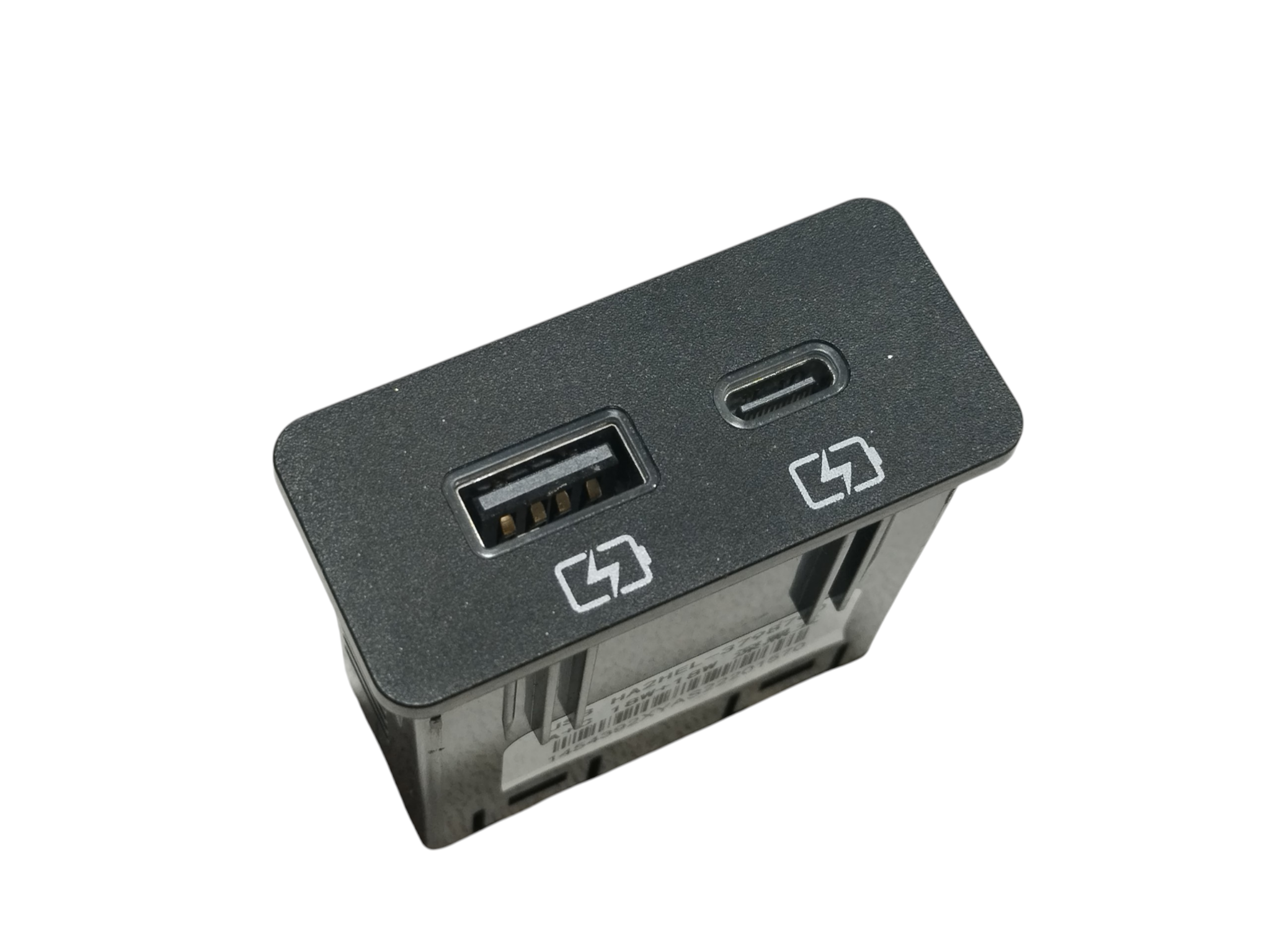 Tomada entrada USB USBC traseiro Byd king gs 2025 7
