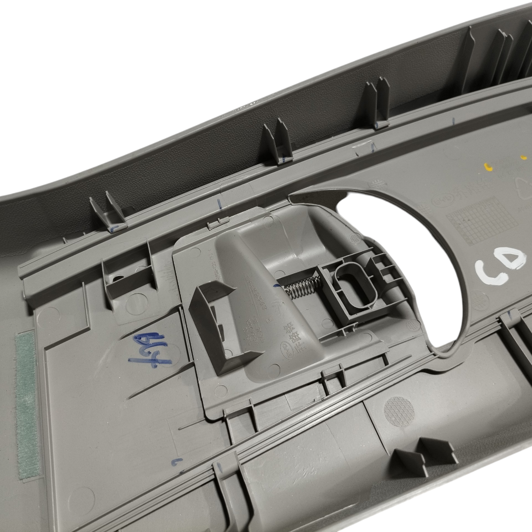 moldura direita coluna central Byd king gs 2025 6