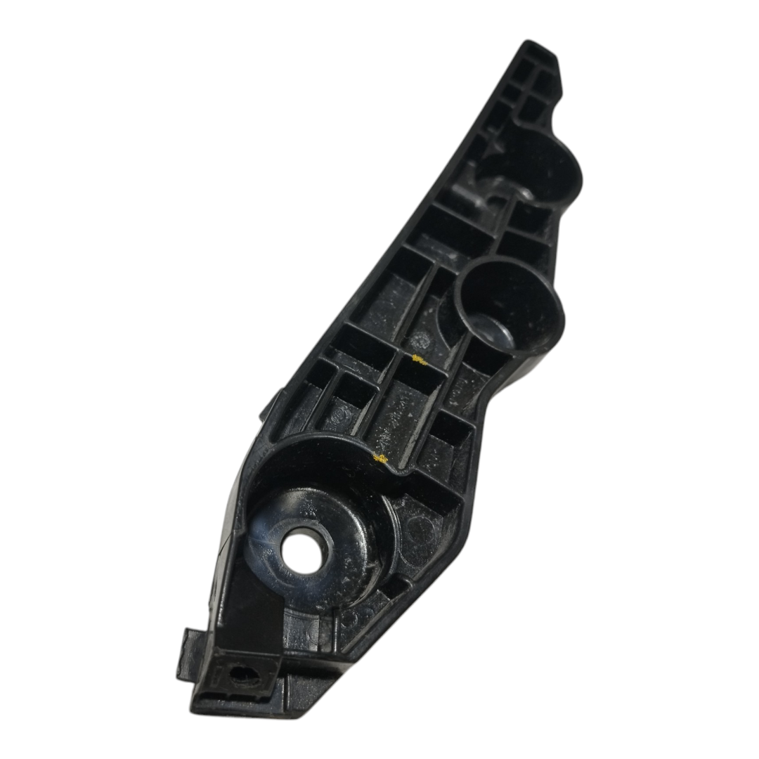 suporte direito parachoque dianteiro Byd king gs 2025 3