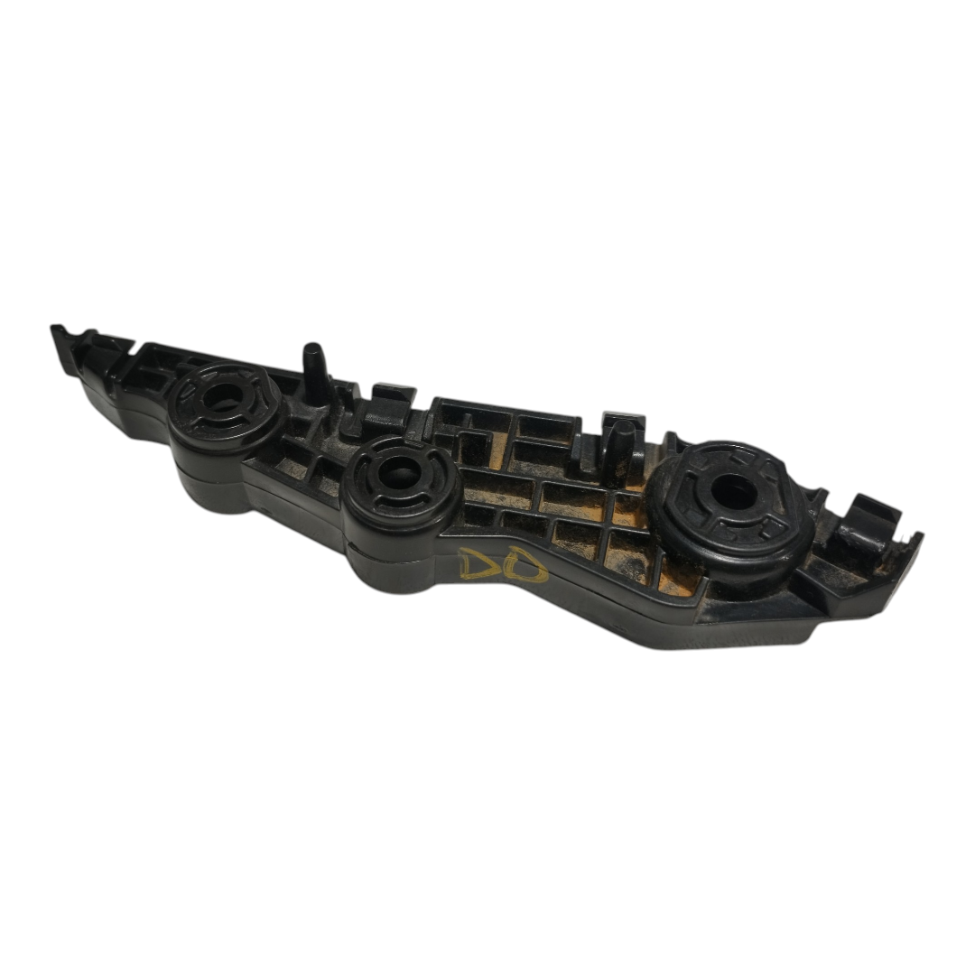 suporte direito parachoque dianteiro Byd king gs 2025 5