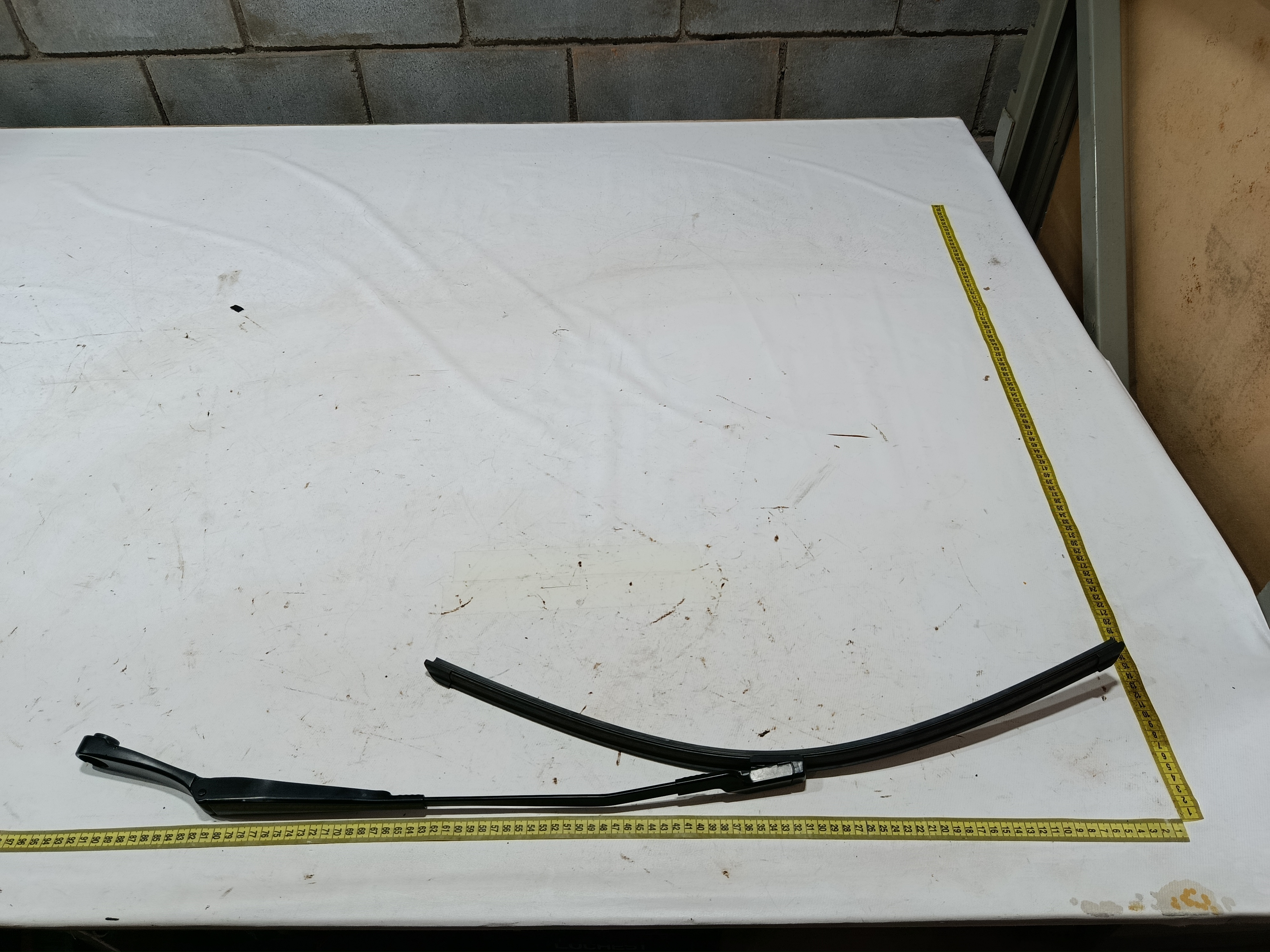 braço esquerdo limpador parabrisa Byd king gs 2025 8