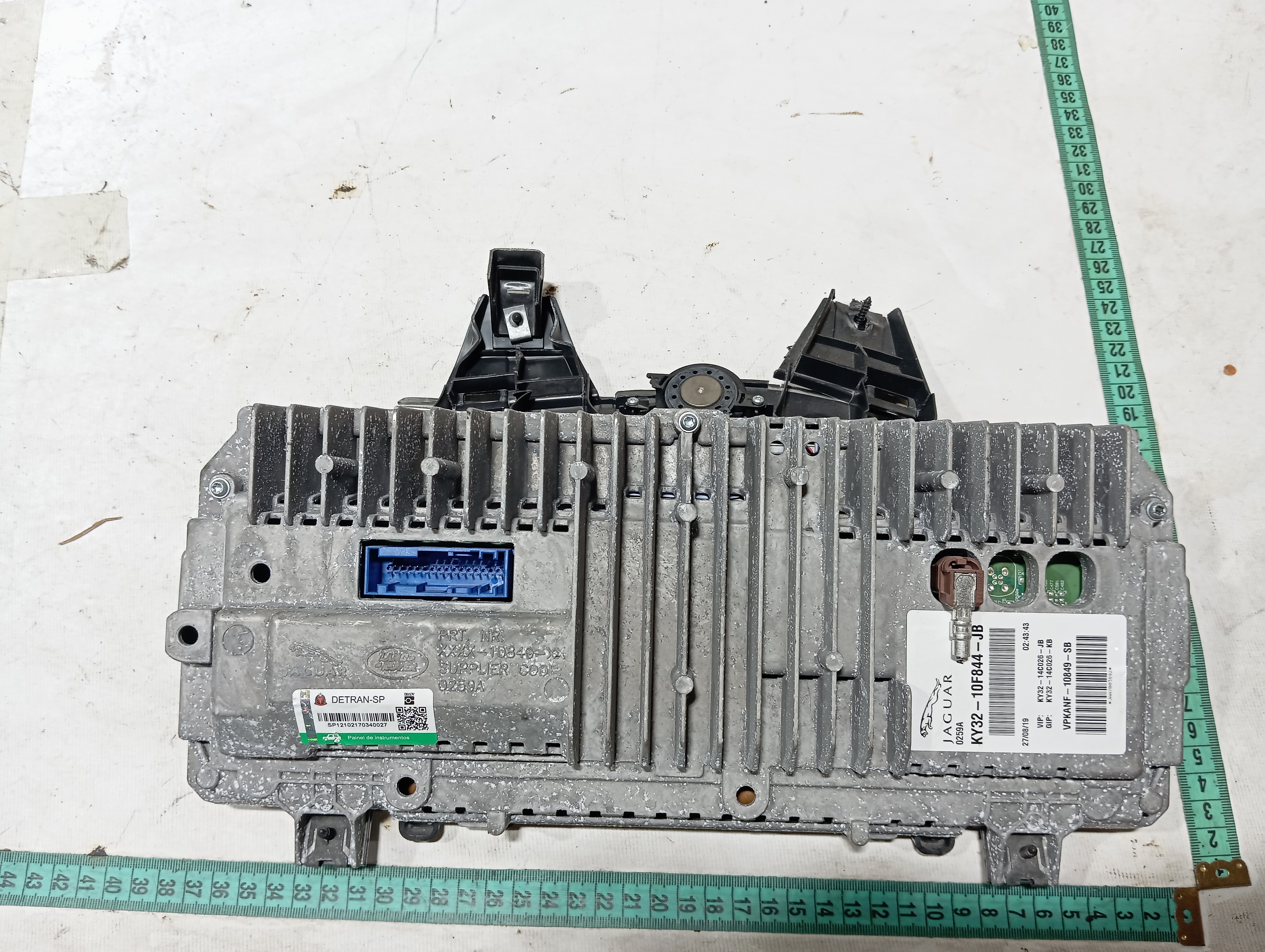 Painel instrumentos land rover discovery sport 2020 V680 10