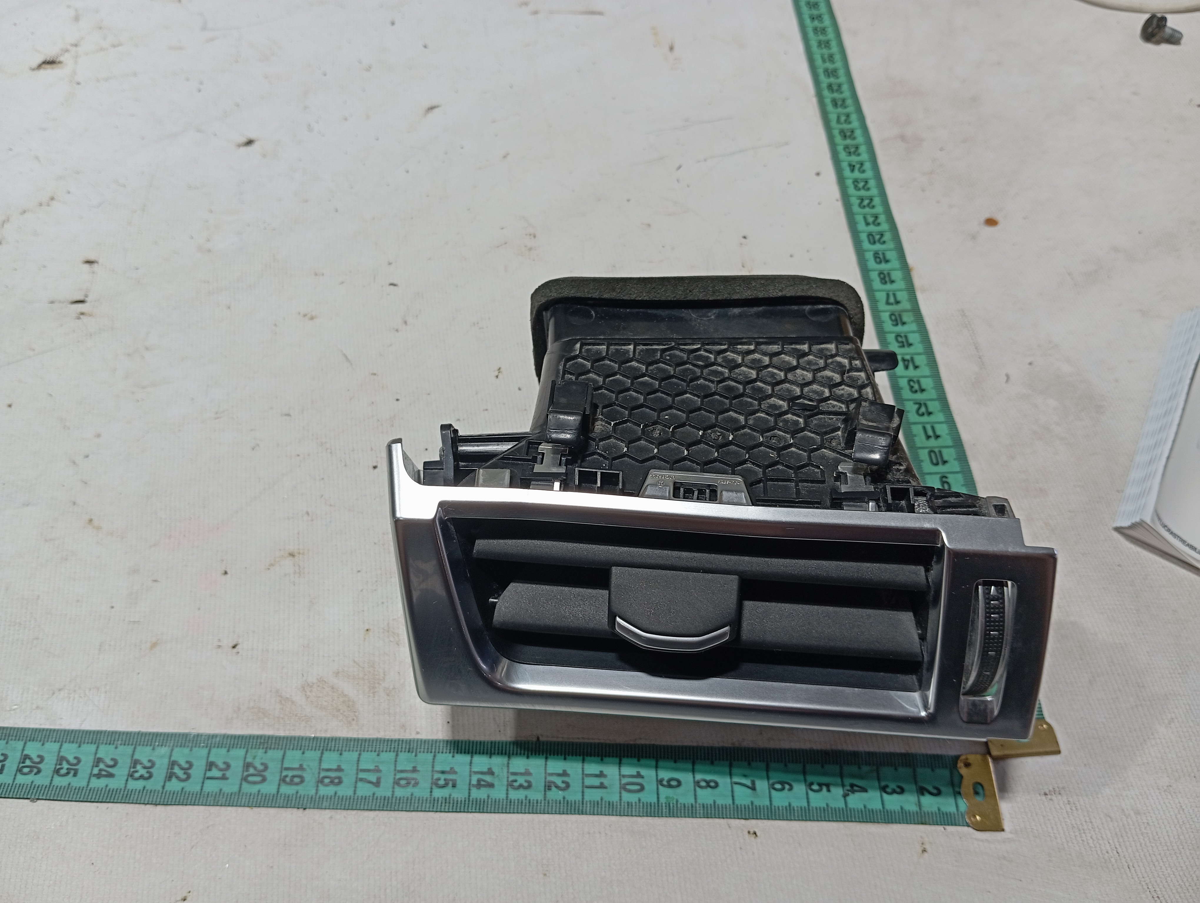Difusor Ar Esquerdo Painel Discovery Sport 2020 V680 8