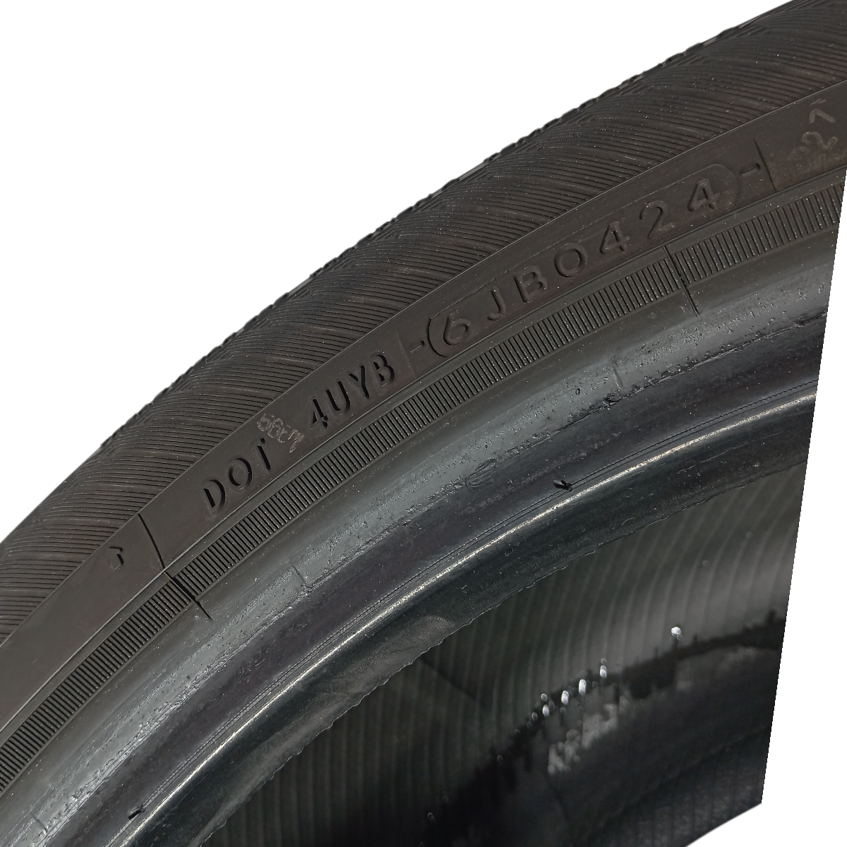 Pneu Yokohama Geolandar X-cv 235/50r20 104w 5
