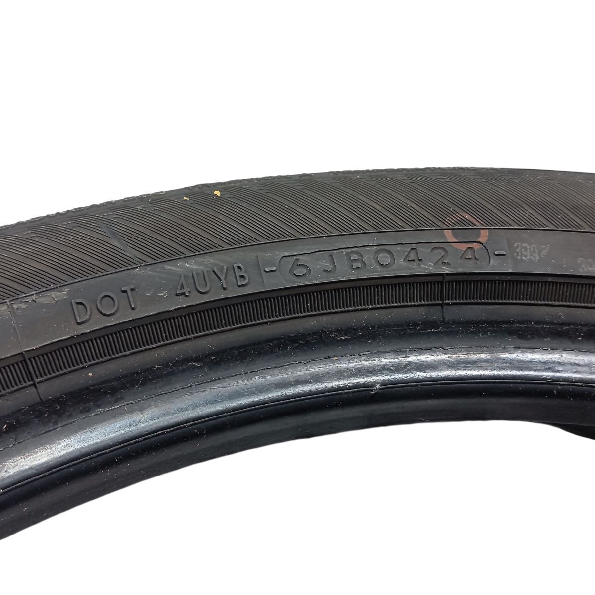 Pneu Yokohama Geolandar X-cv 235/50r20 104w 6