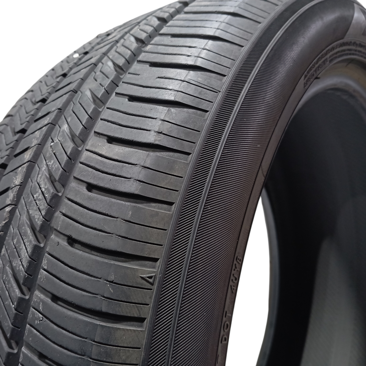 Pneu Yokohama Geolandar X-cv 235/50r20 104w 9