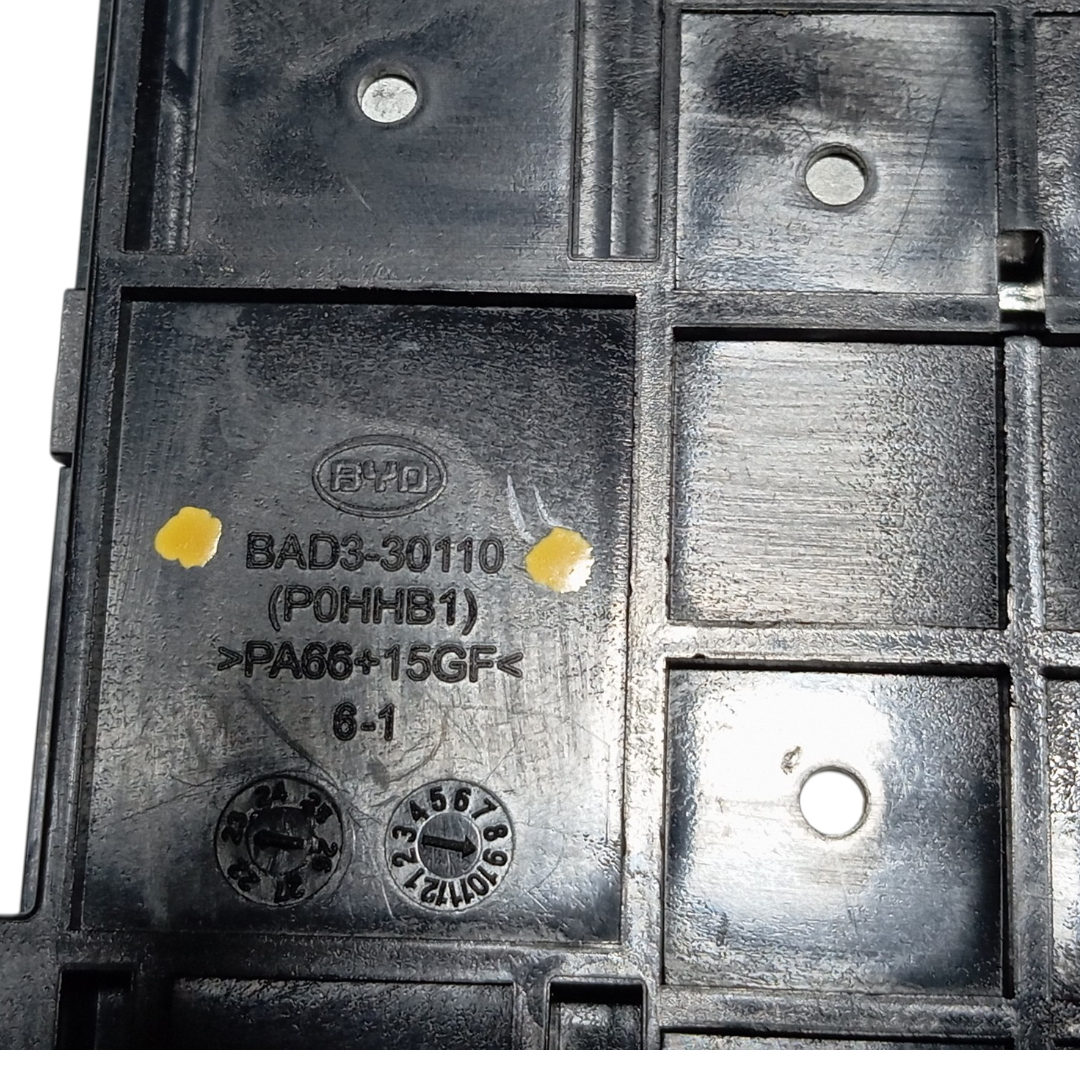 caixa fusível bateria BYD dolphin PLUS 2024 2025 9
