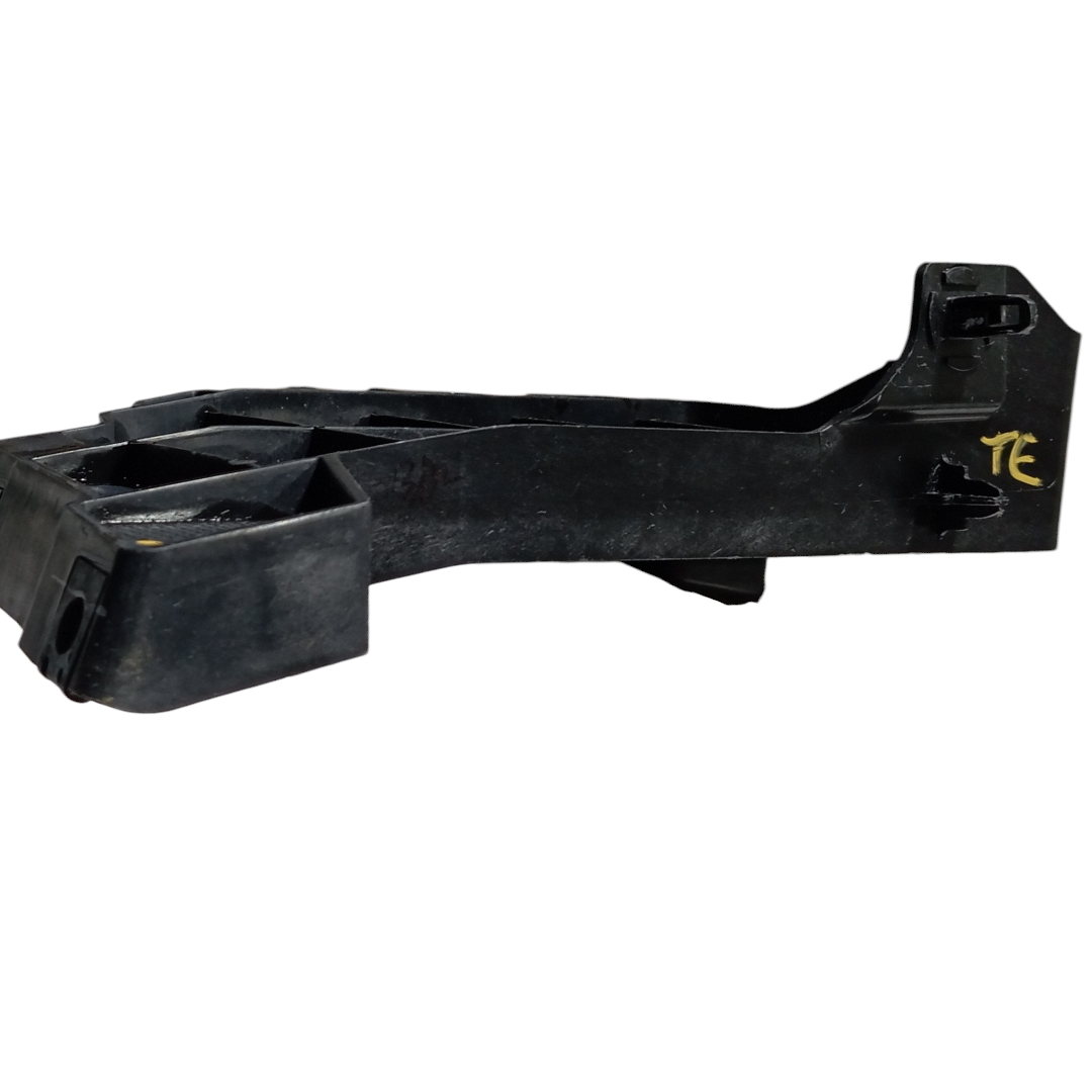 Suporte esquerdo parachoque trase BYD dolphin PLUS 2024 2025 2