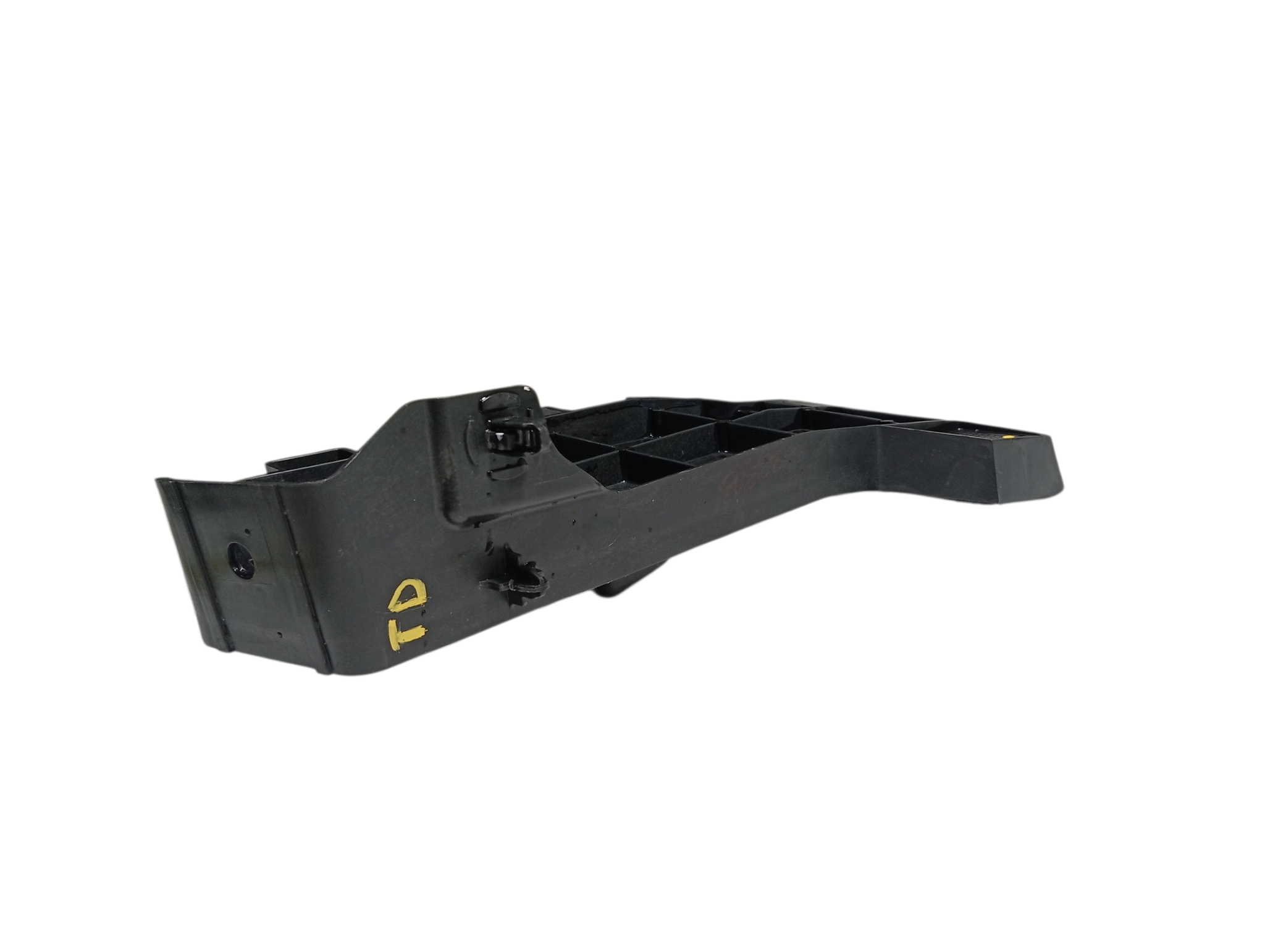 Suporte direito parachoque trase BYD dolphin PLUS 2024 2025 4