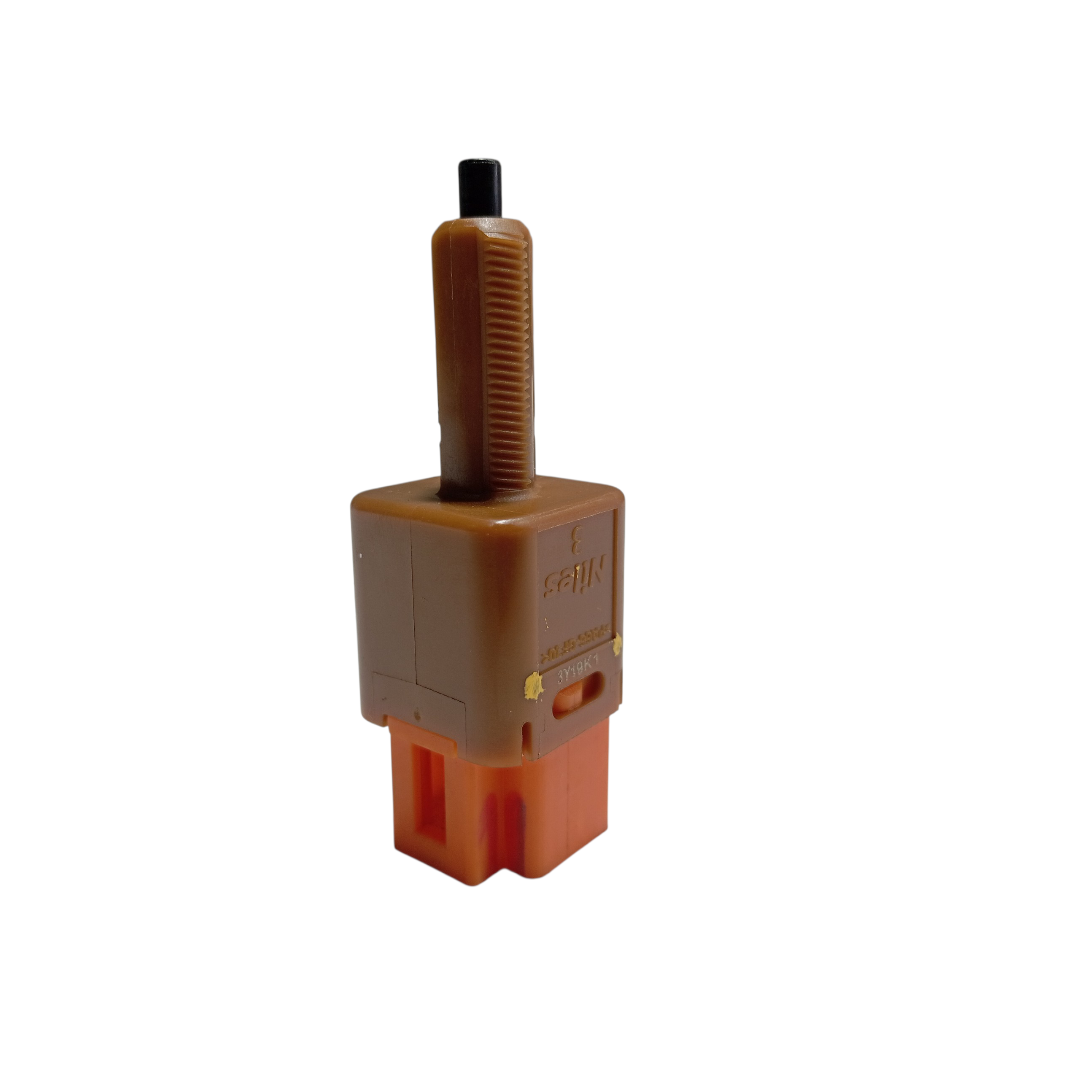 Sensor interruptor luz freio BYD dolphin PLUS 2024 2025 6