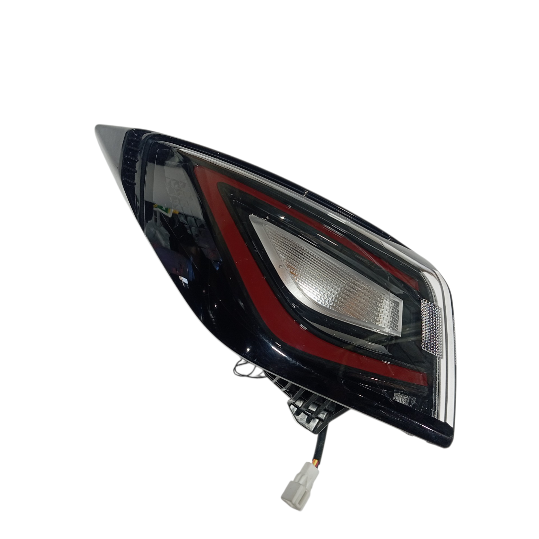 Lanterna Esquerda BYD dolphin PLUS 2024 2025 3