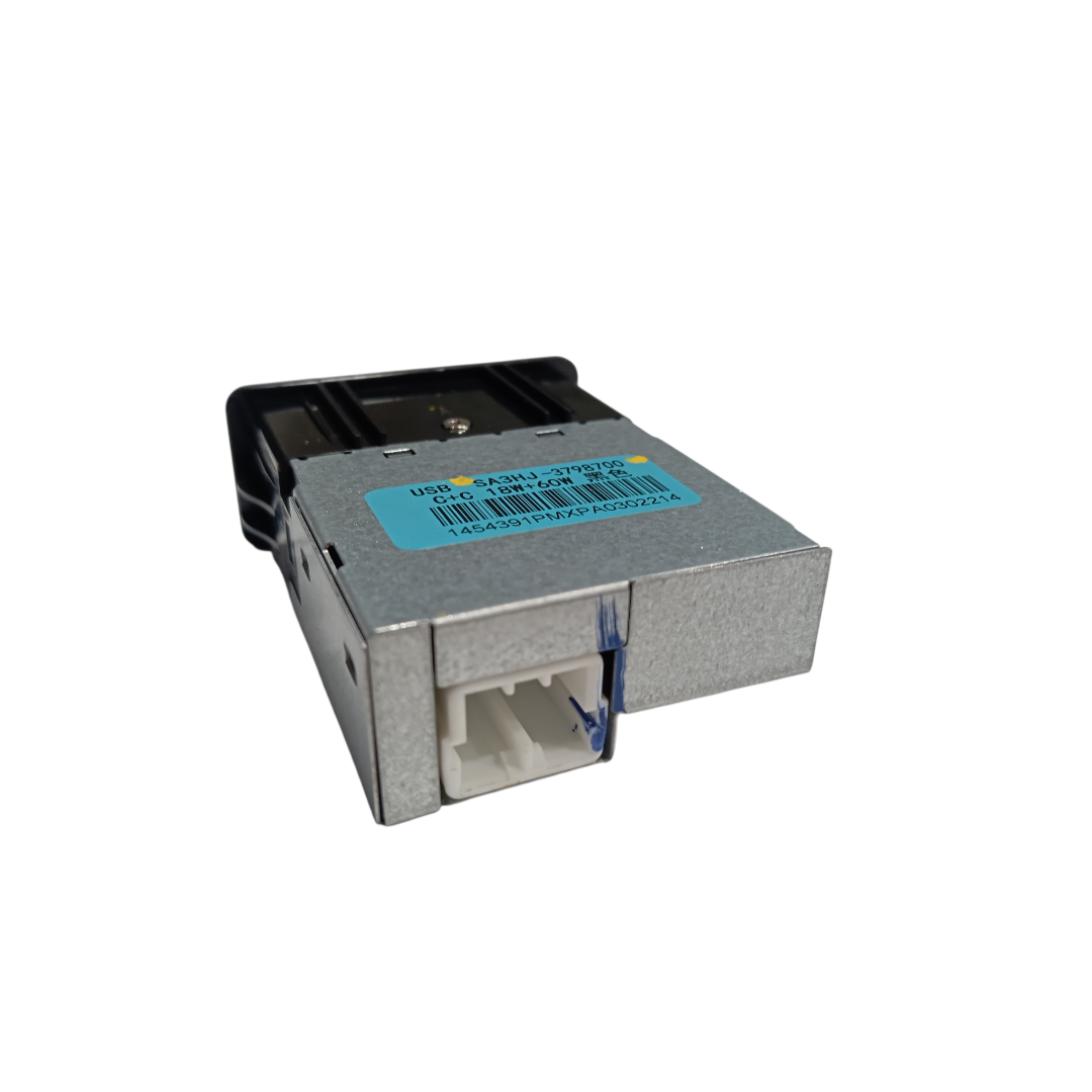 Entrada usb BYD dolphin PLUS 2024 2025 8