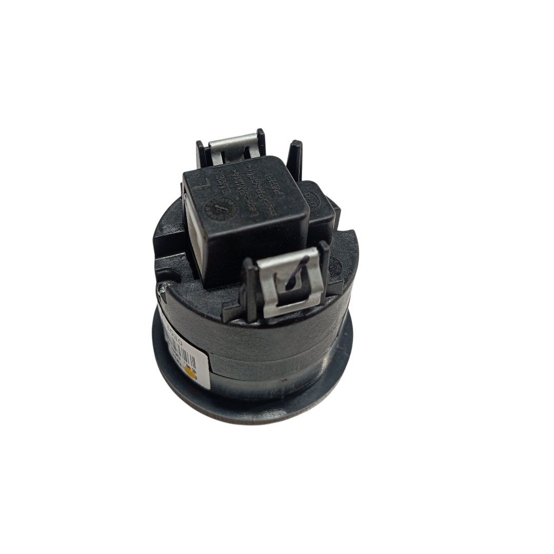 Luz cortesia inte traseira esque BYD dolphin PLUS 2024 2025 5