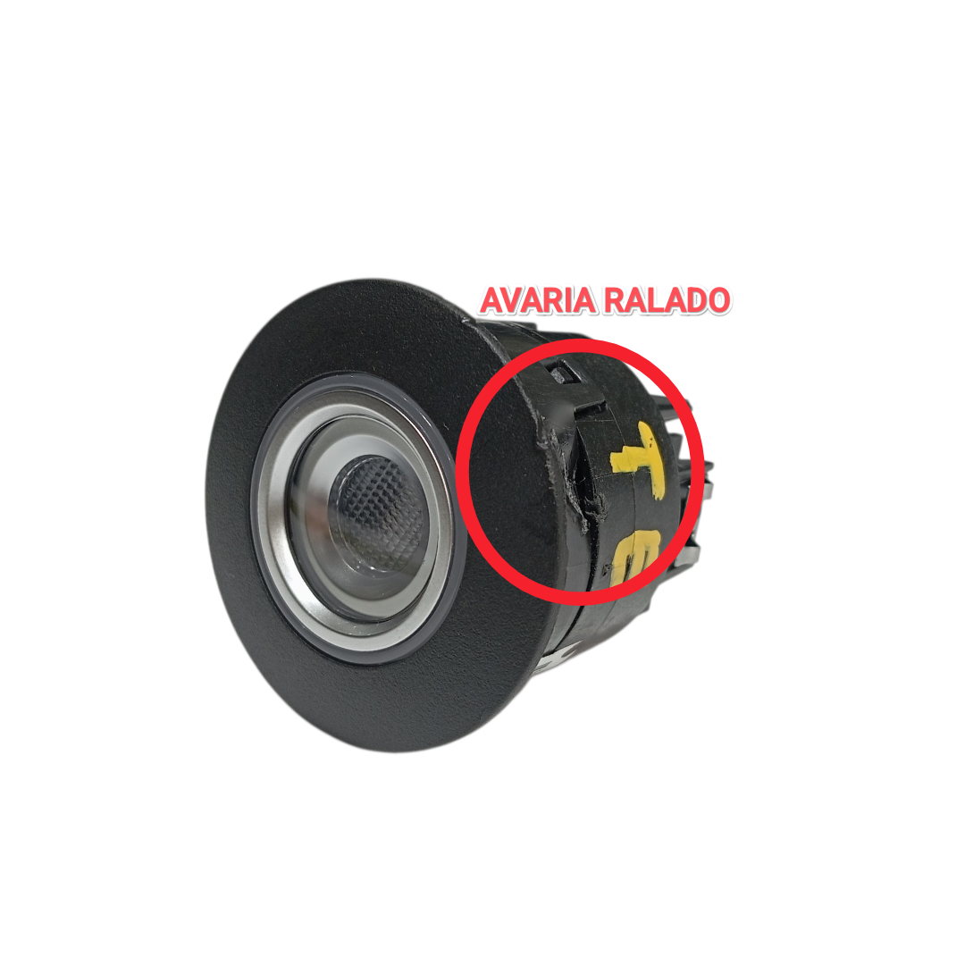 Luz cortesia inte traseira esque BYD dolphin PLUS 2024 2025 10