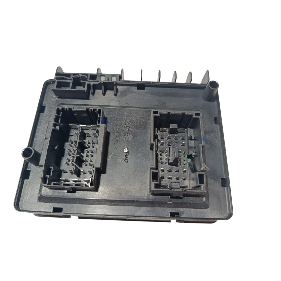 Caixa fusível BYD dolphin PLUS 2024 2025 7