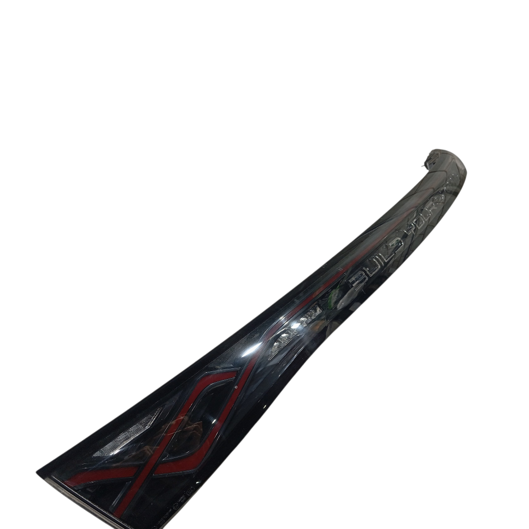 Lanterna central tampa traseira BYD dolphin PLUS 2024 2025 6